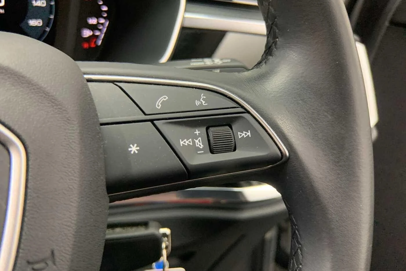 Audi-Q3-image-25