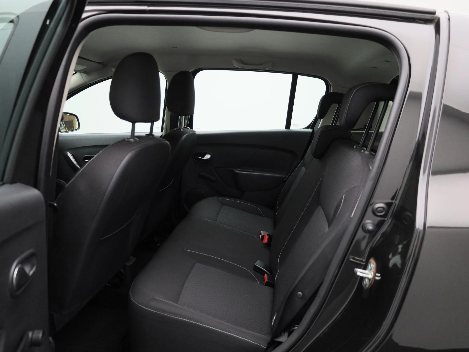 Dacia-Sandero-image-9