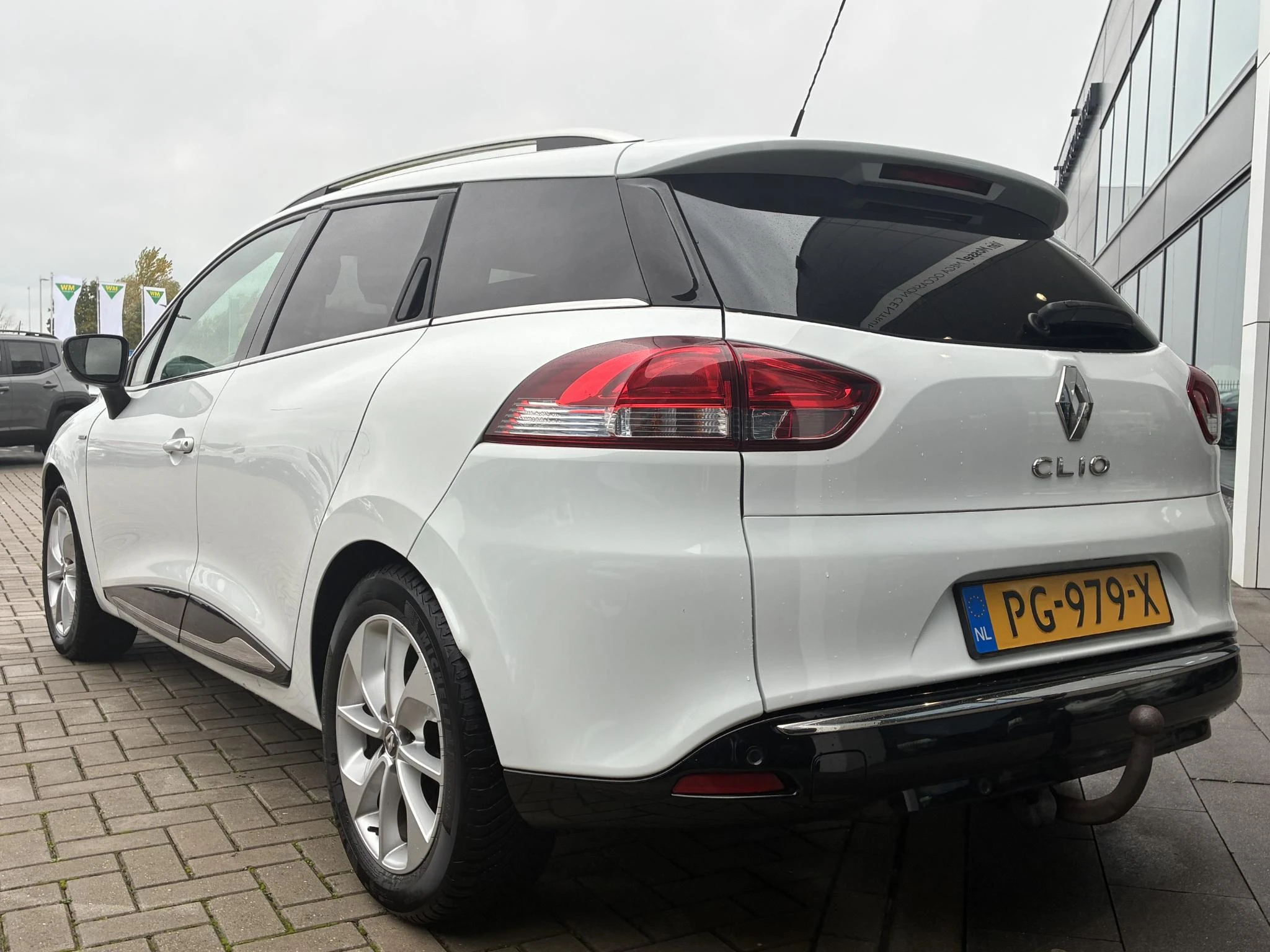 Renault-Clio-image-2