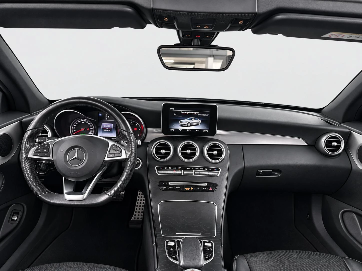 Mercedes-Benz-C-Klasse-image-12