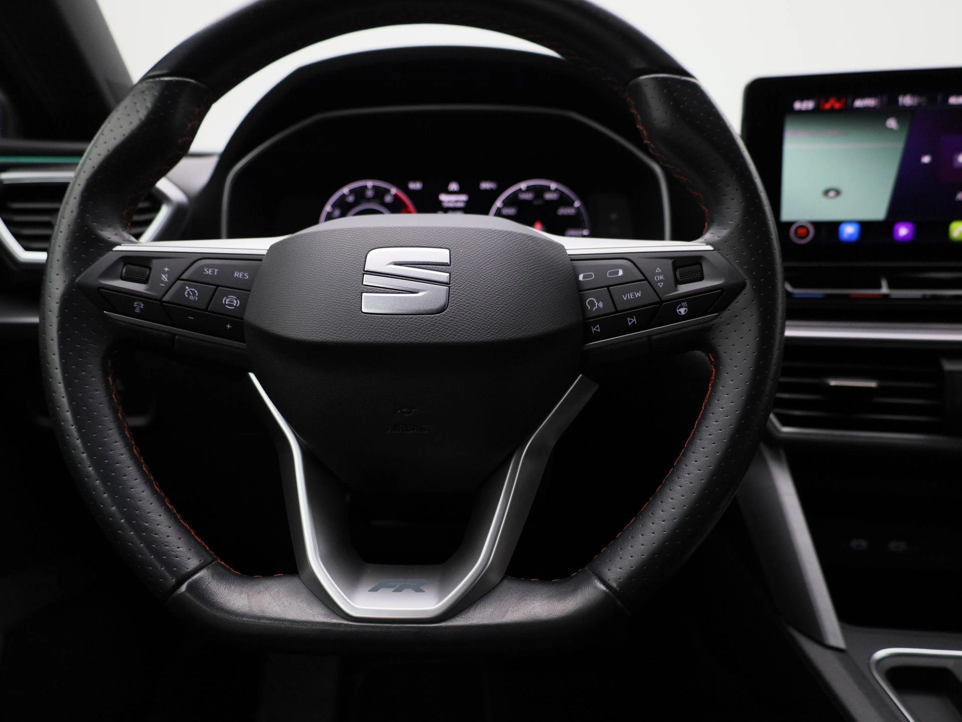 SEAT-Leon-image-2