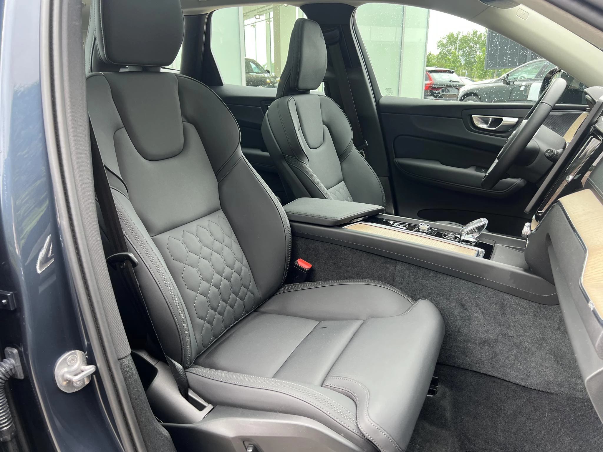 Volvo XC60 T6 Plug-in hybrid AWD Ultra Dark Trekhaak Aut.