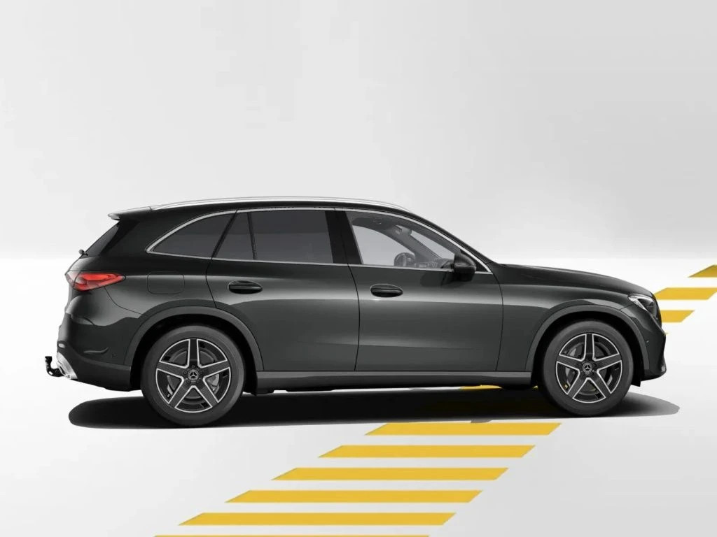 Mercedes-Benz-GLC 300 d-image-7