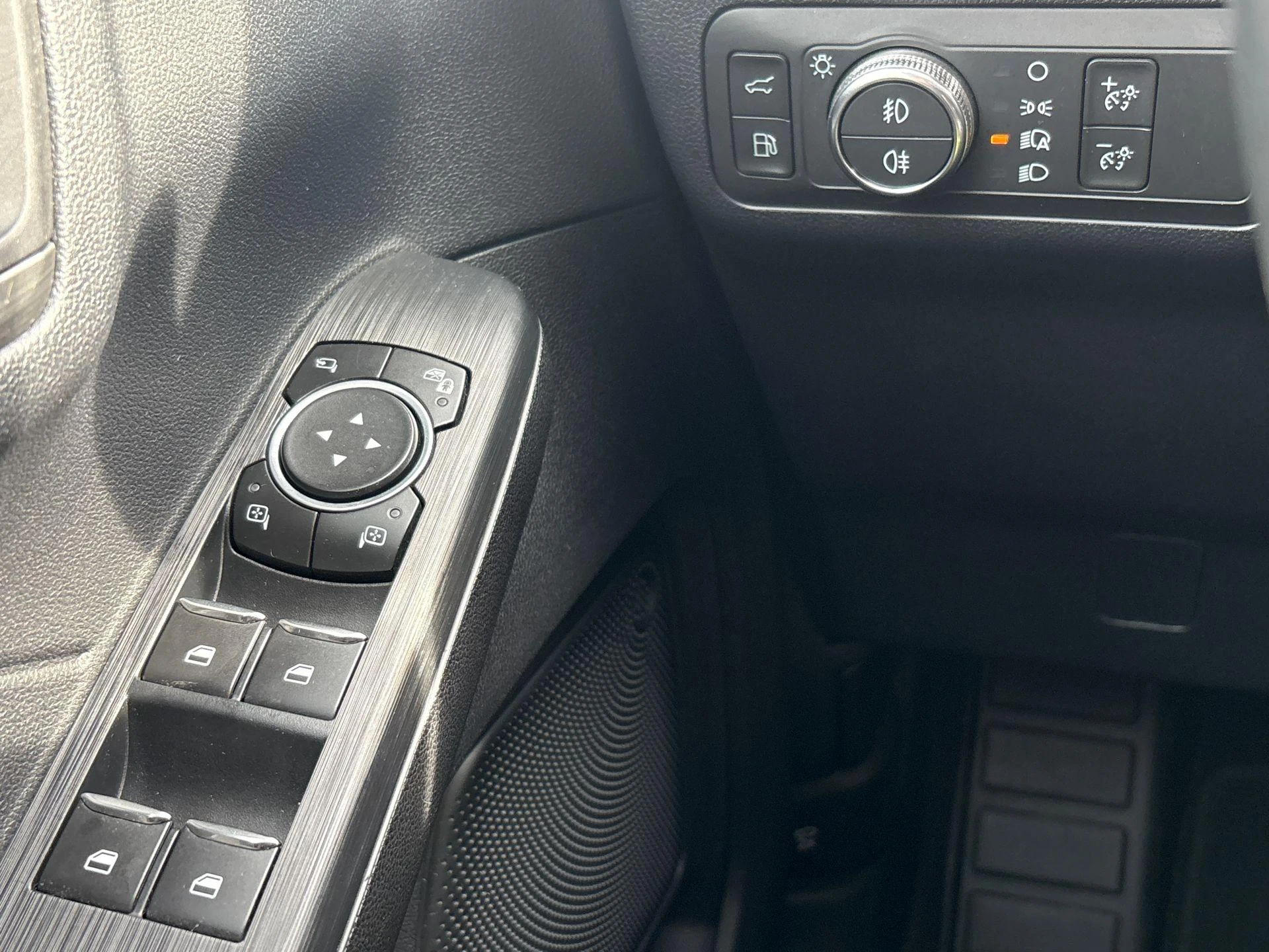 Ford-Kuga-image-32