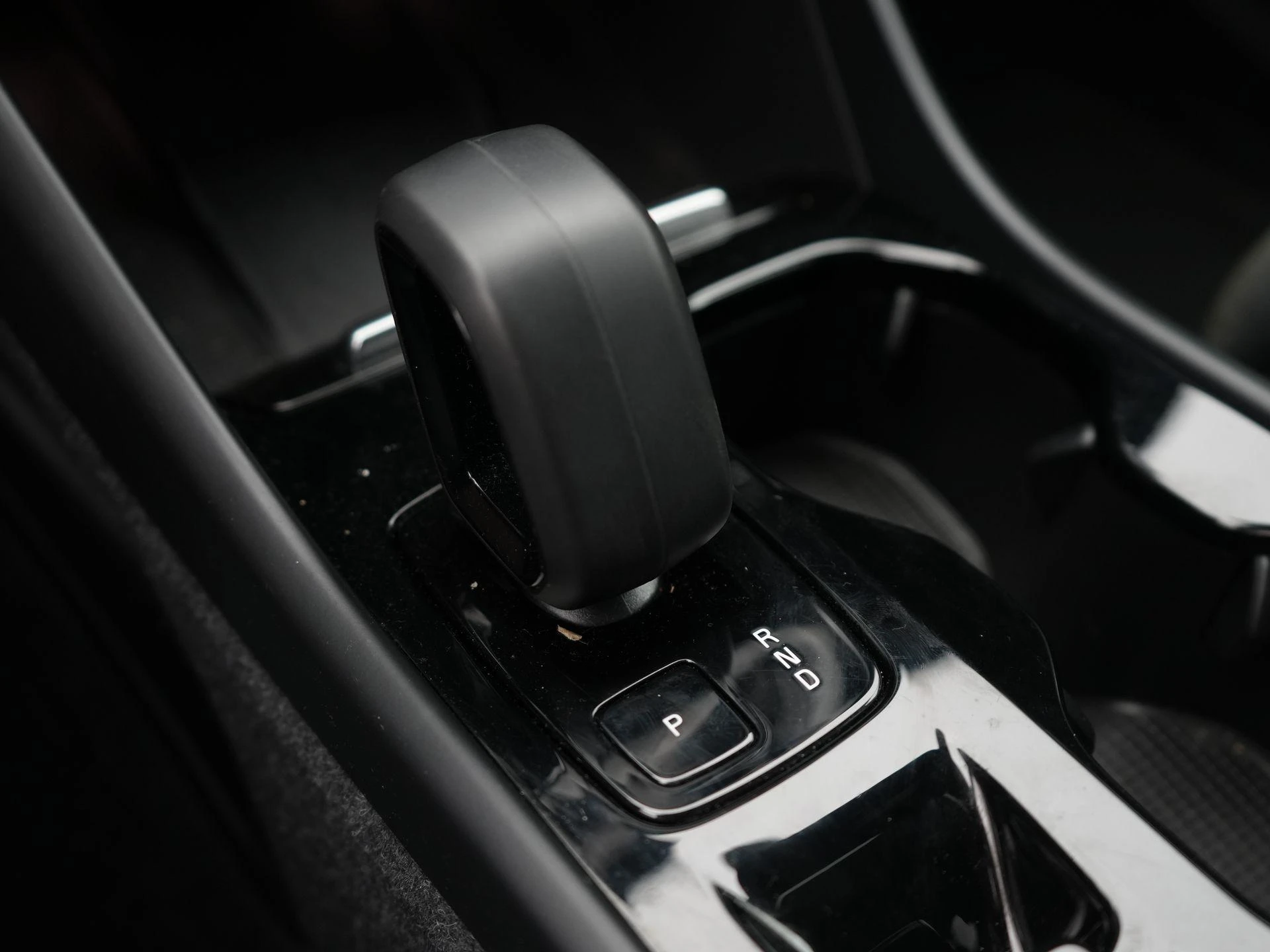 Volvo XC40 1.5 T4 Plug-in hybrid Plus Dark