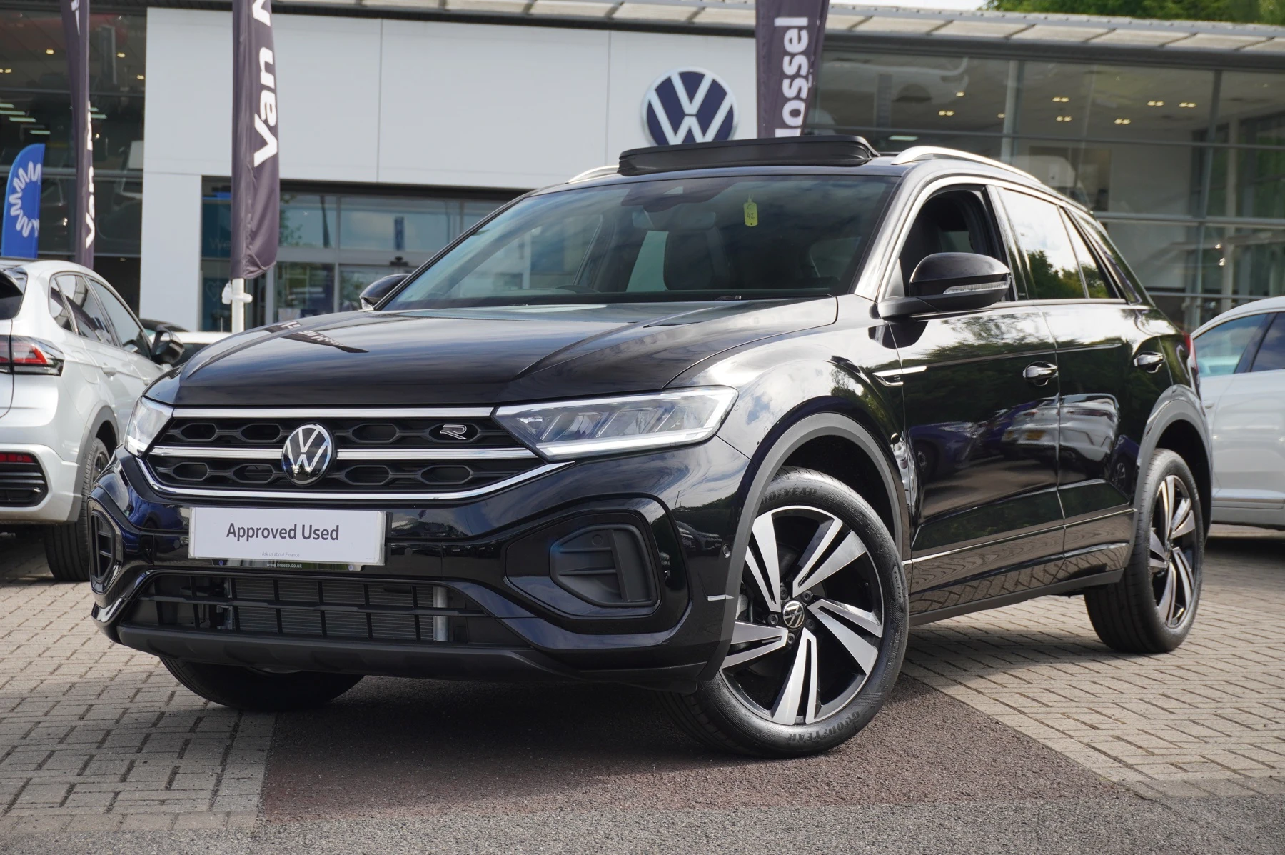 Volkswagen-T-Roc-image-49