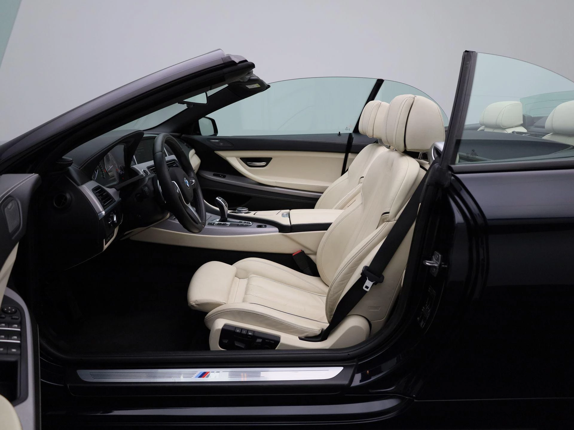BMW-6 Serie-image-8