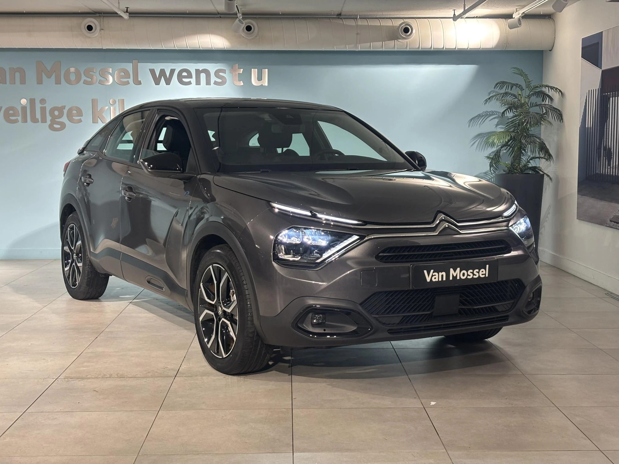 Citroën-ë-C4-image-7