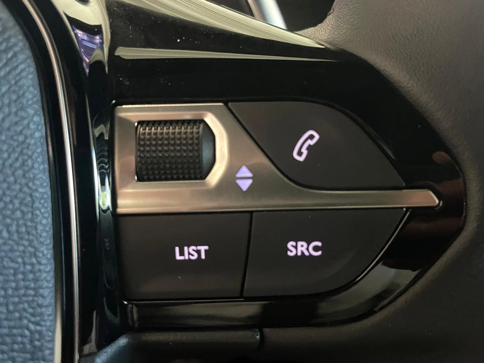 Peugeot-2008-image-15