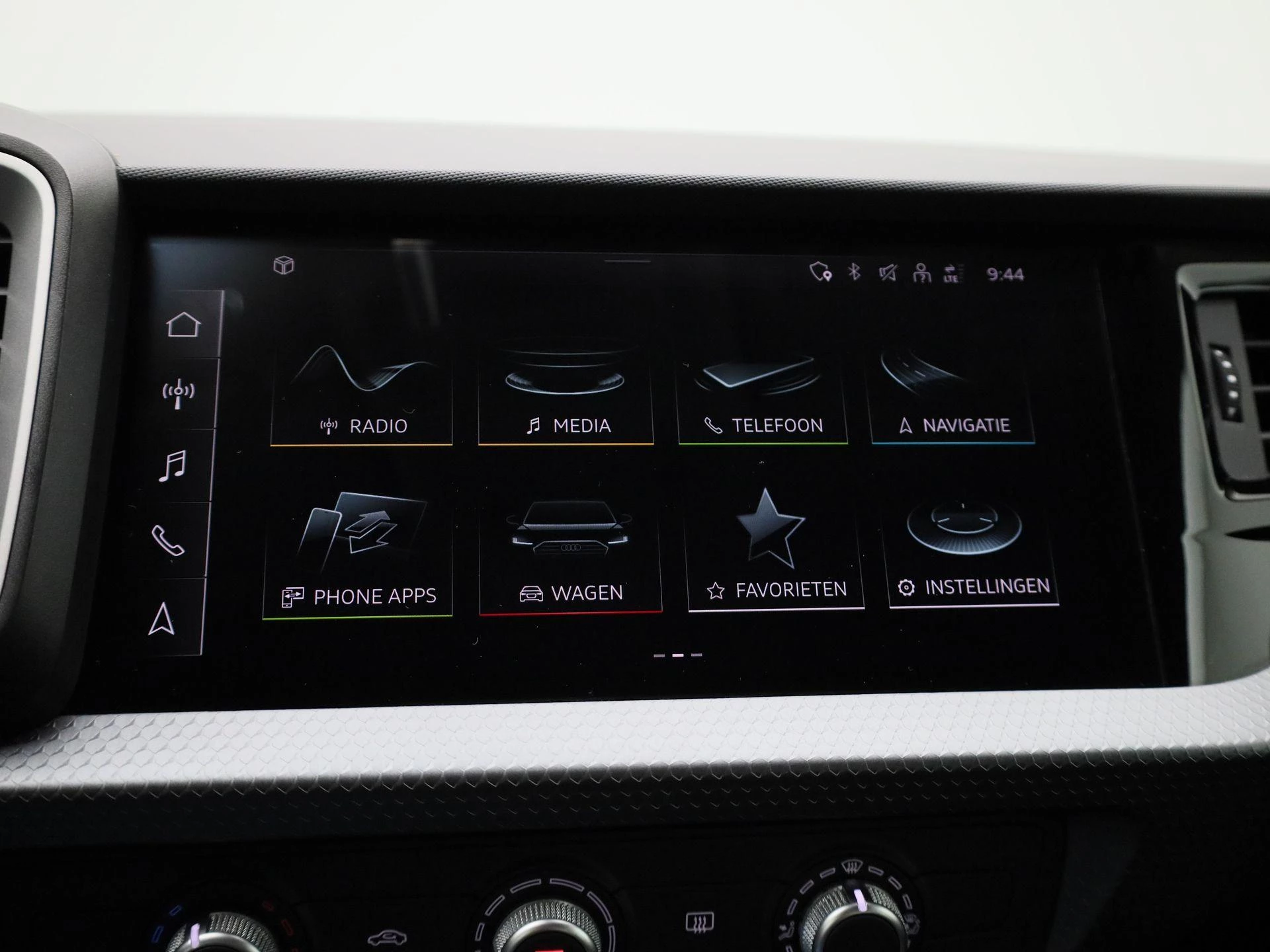 Audi-A1 Sportback-image-13