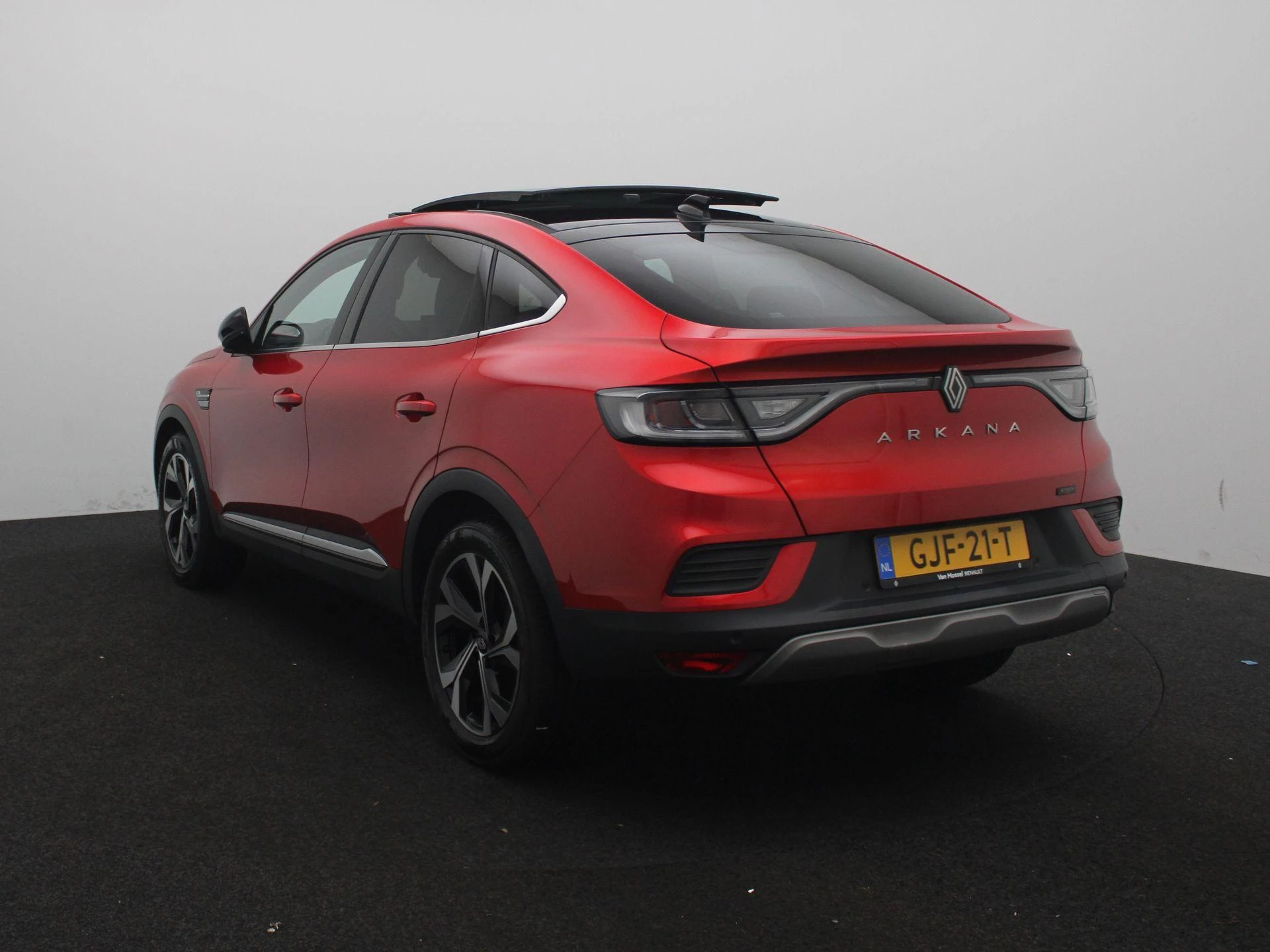 Renault Arkana E-Tech full hybrid 145 techno