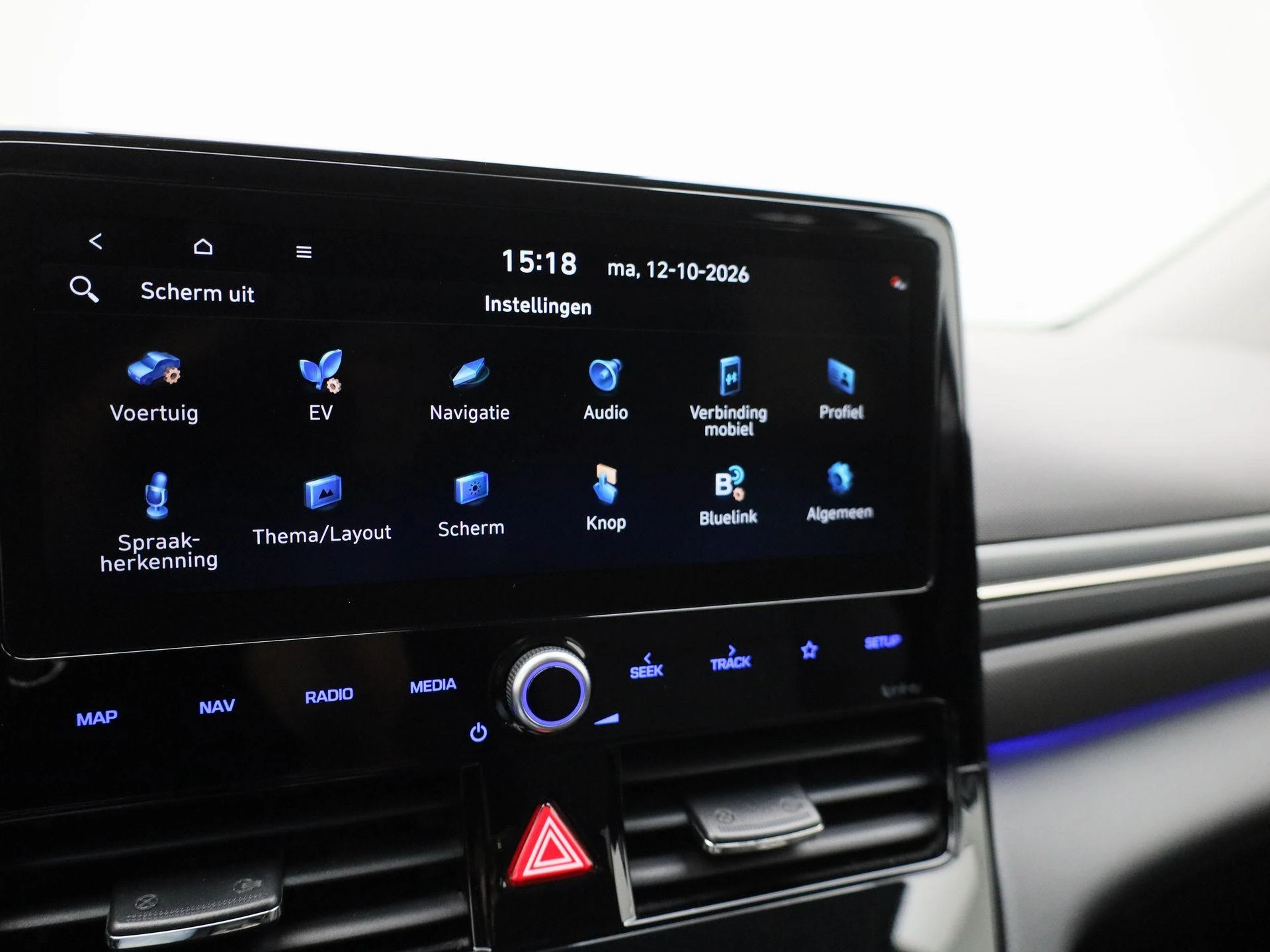 Hyundai-IONIQ-image-30