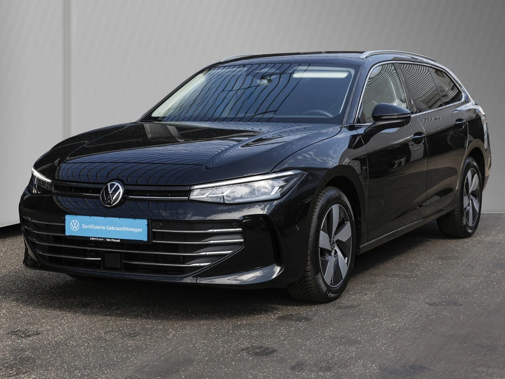 Volkswagen-Passat-image-1