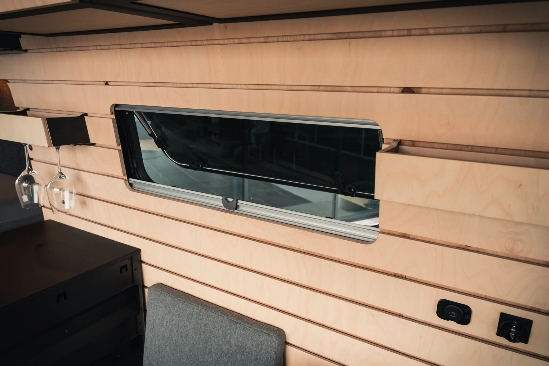 Mercedes-Benz-Sprinter-image-28