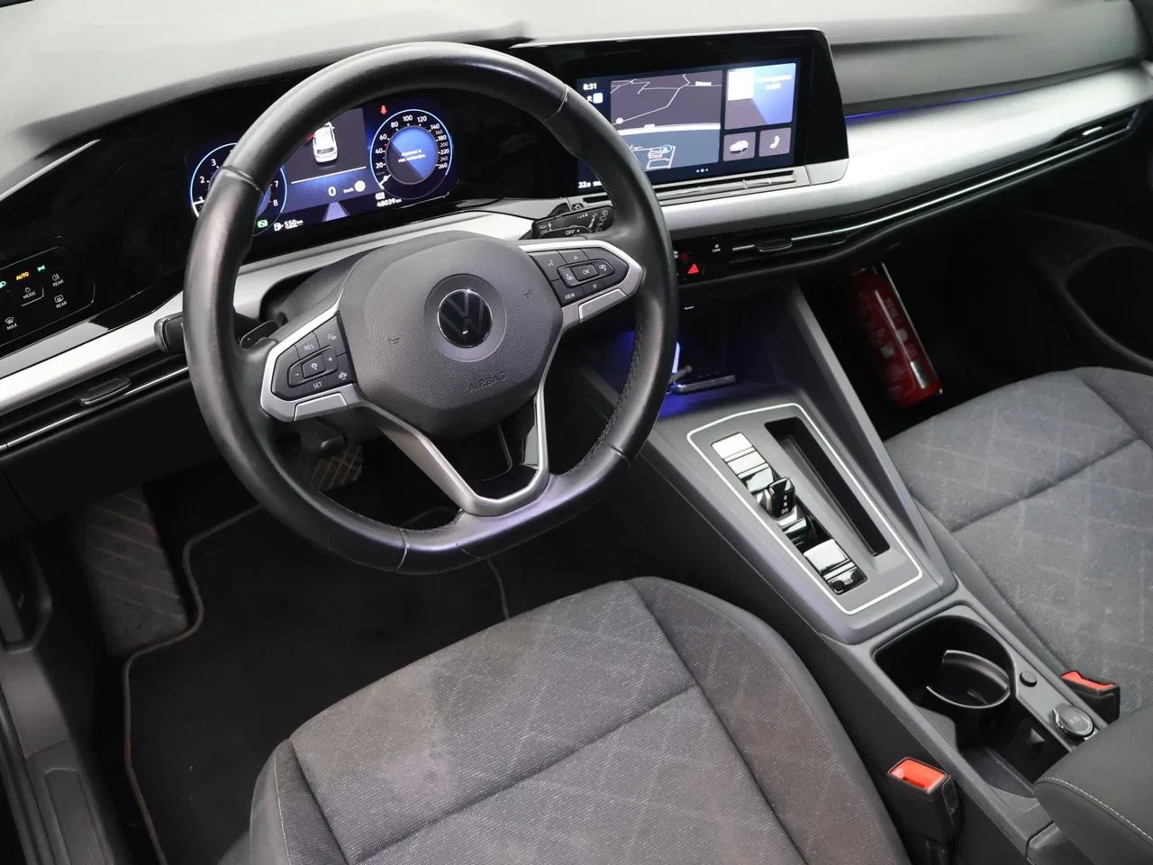 Volkswagen Golf VIII New Golf Life 1.0 eTSI 110PK *AUTOMAAT*NAVI*BLTH*CRUISE*PDC*CAMERA*APP CONNECT*DIGITAL DASHBOARD*...