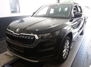 Škoda Kodiaq 1.5 TSI DSG Style 7Sitzer, AHK, RFK, Navi., ACC, Matrix-LED,