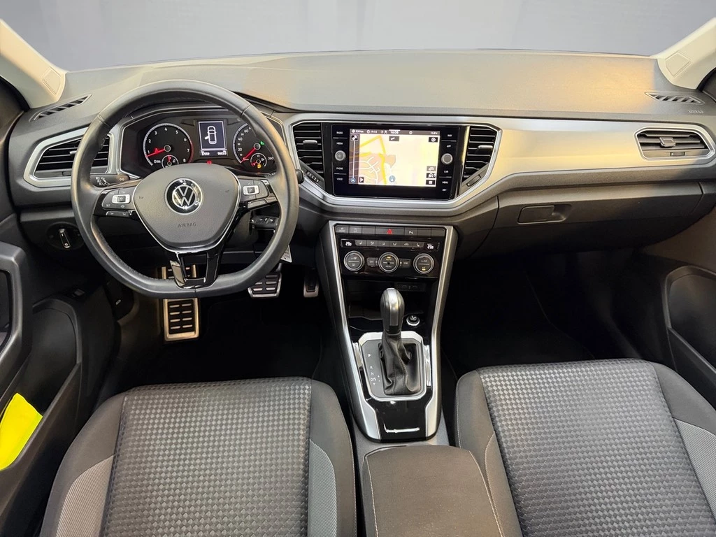Volkswagen-T-Roc-image-7