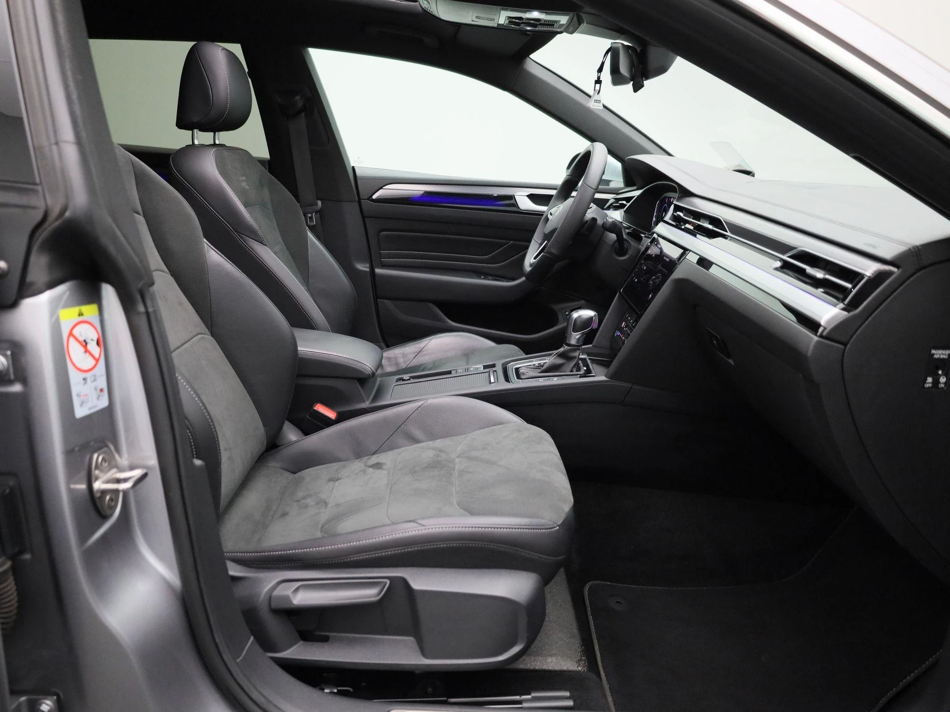 Volkswagen Arteon Shooting Brake 1.4 TSI eHybrid R-Line Business+ 218 PK|