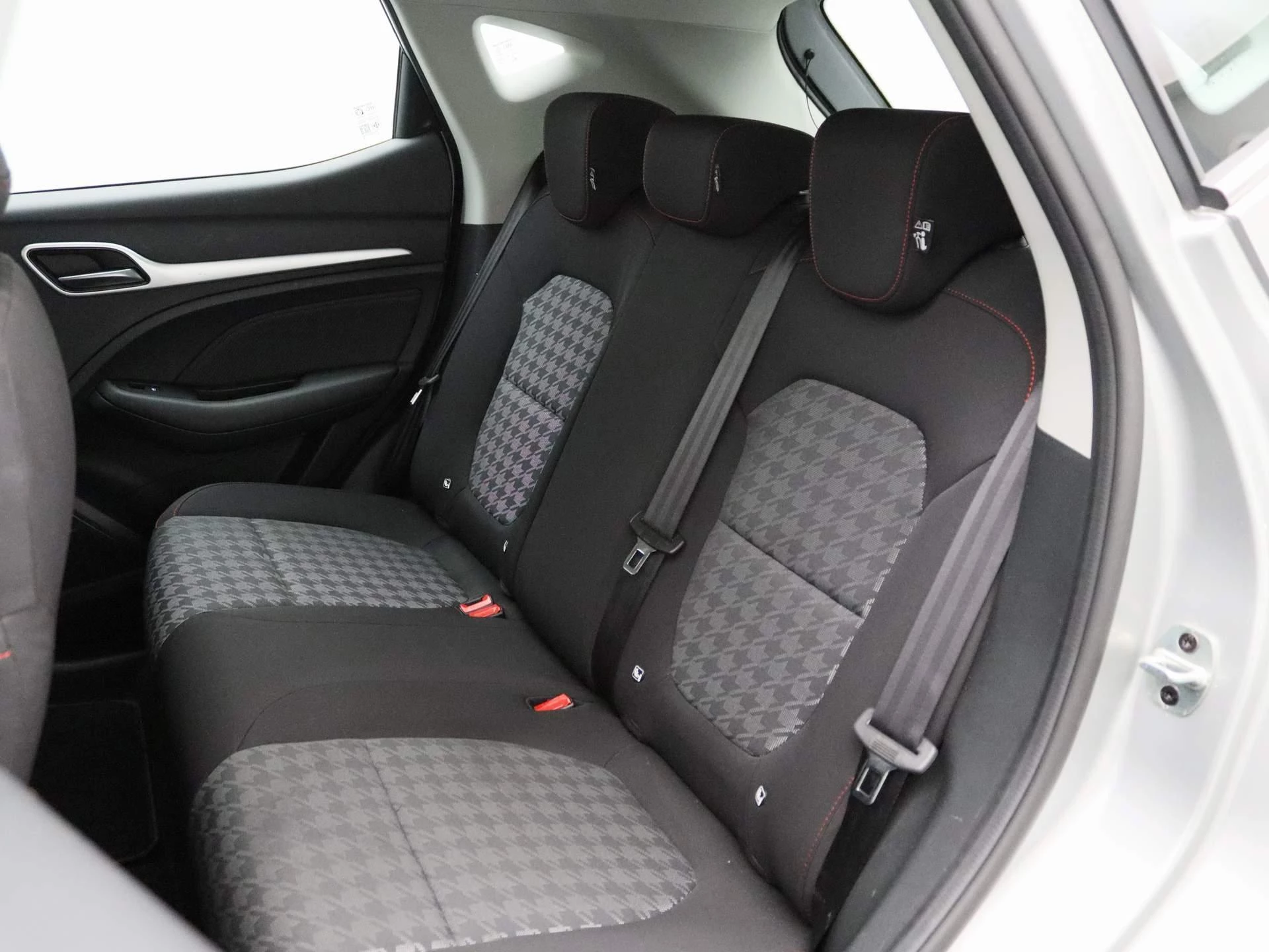 MG ZS EV - 12