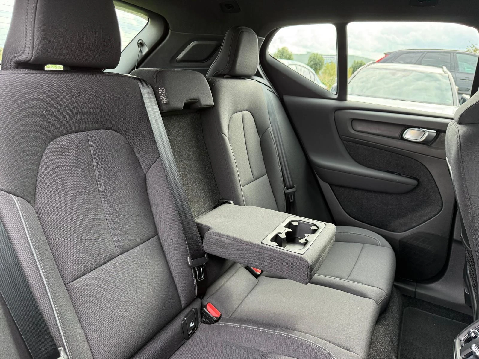 Volvo-XC40-image-11