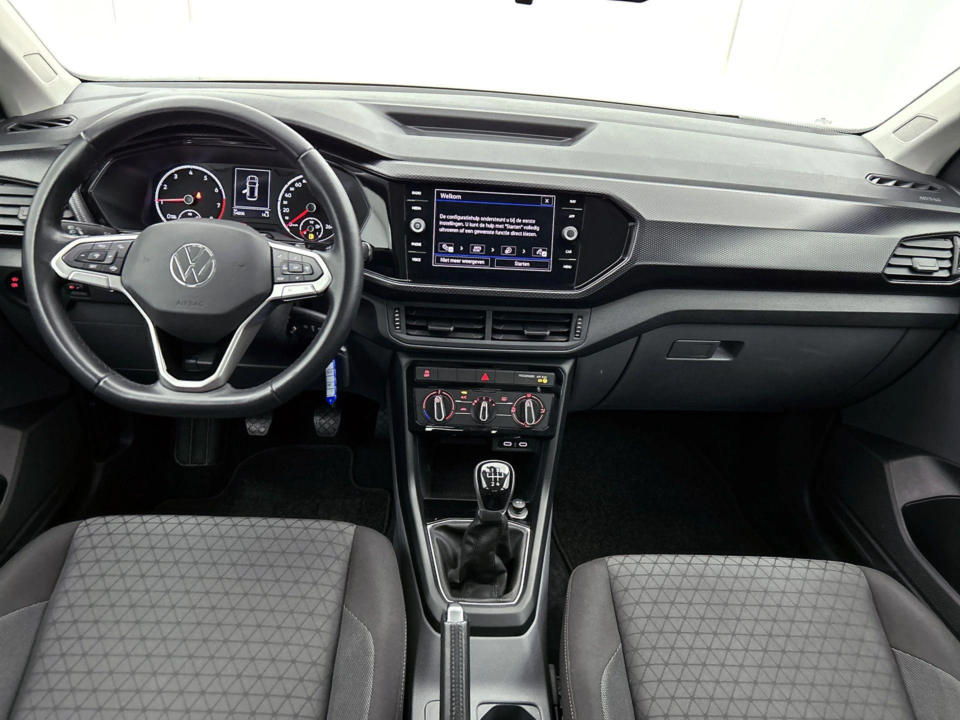 Volkswagen-T-Cross-image-17
