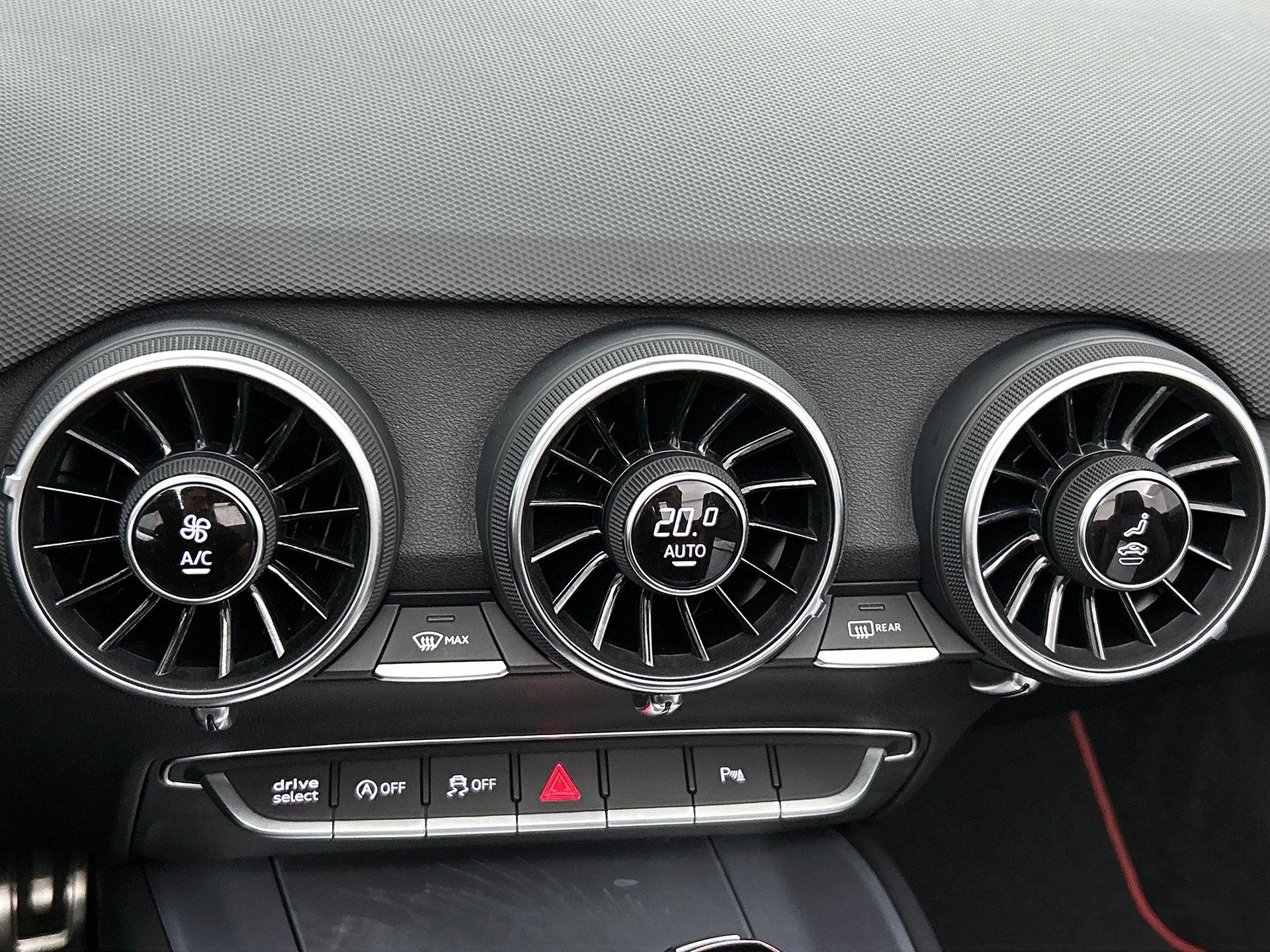 Audi-TT-image-23