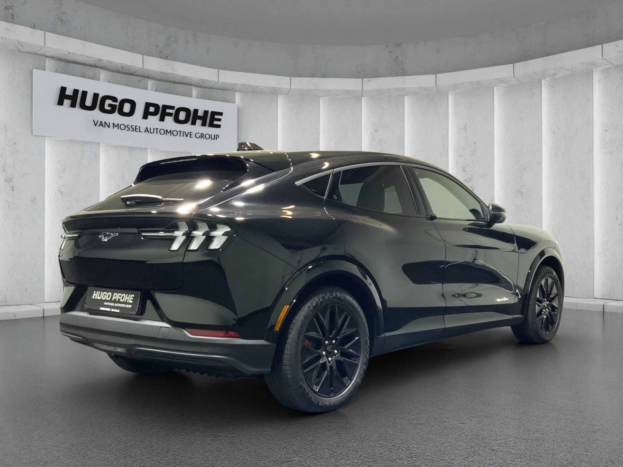 Ford-Mustang Mach-E-image-4