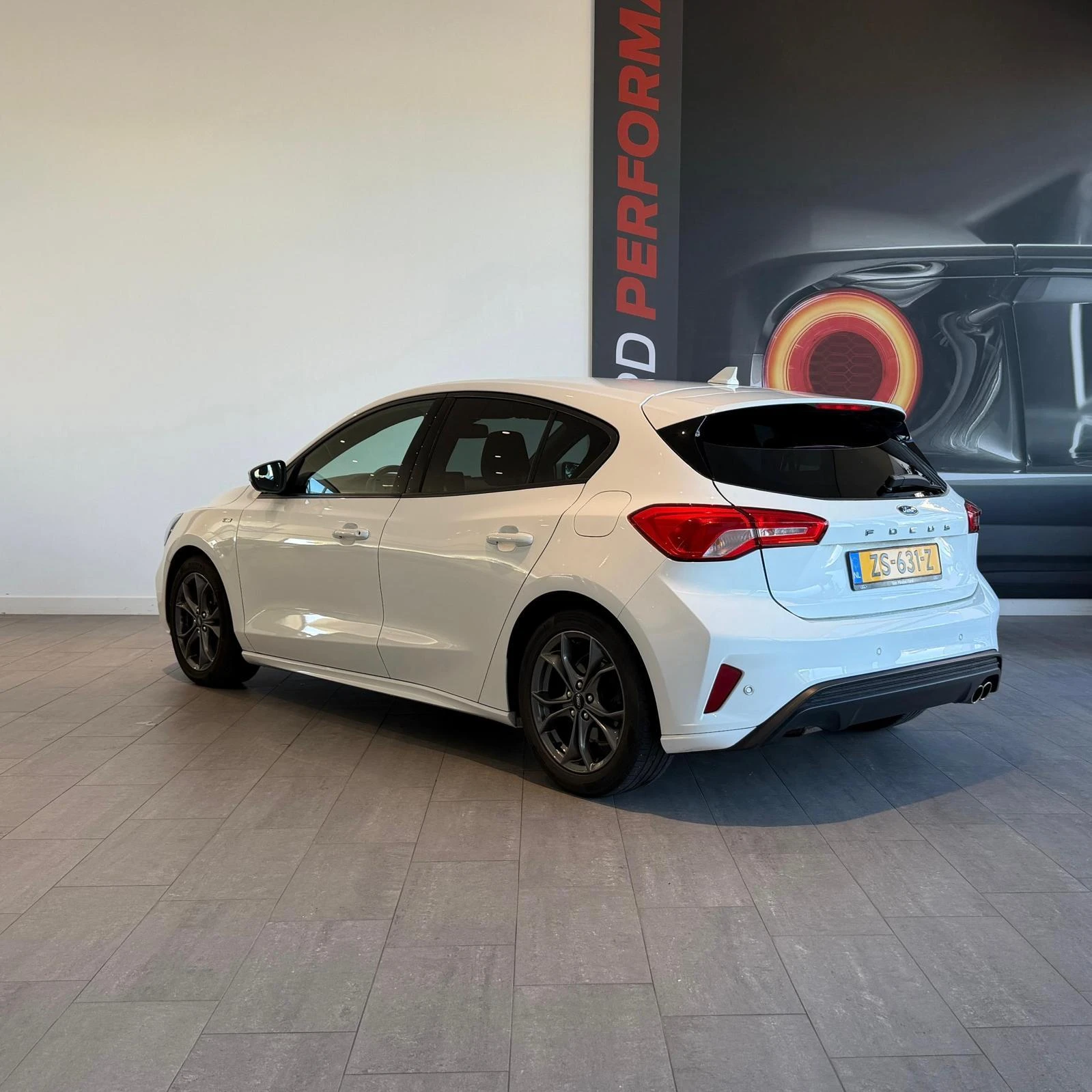 Ford-Focus-image-2