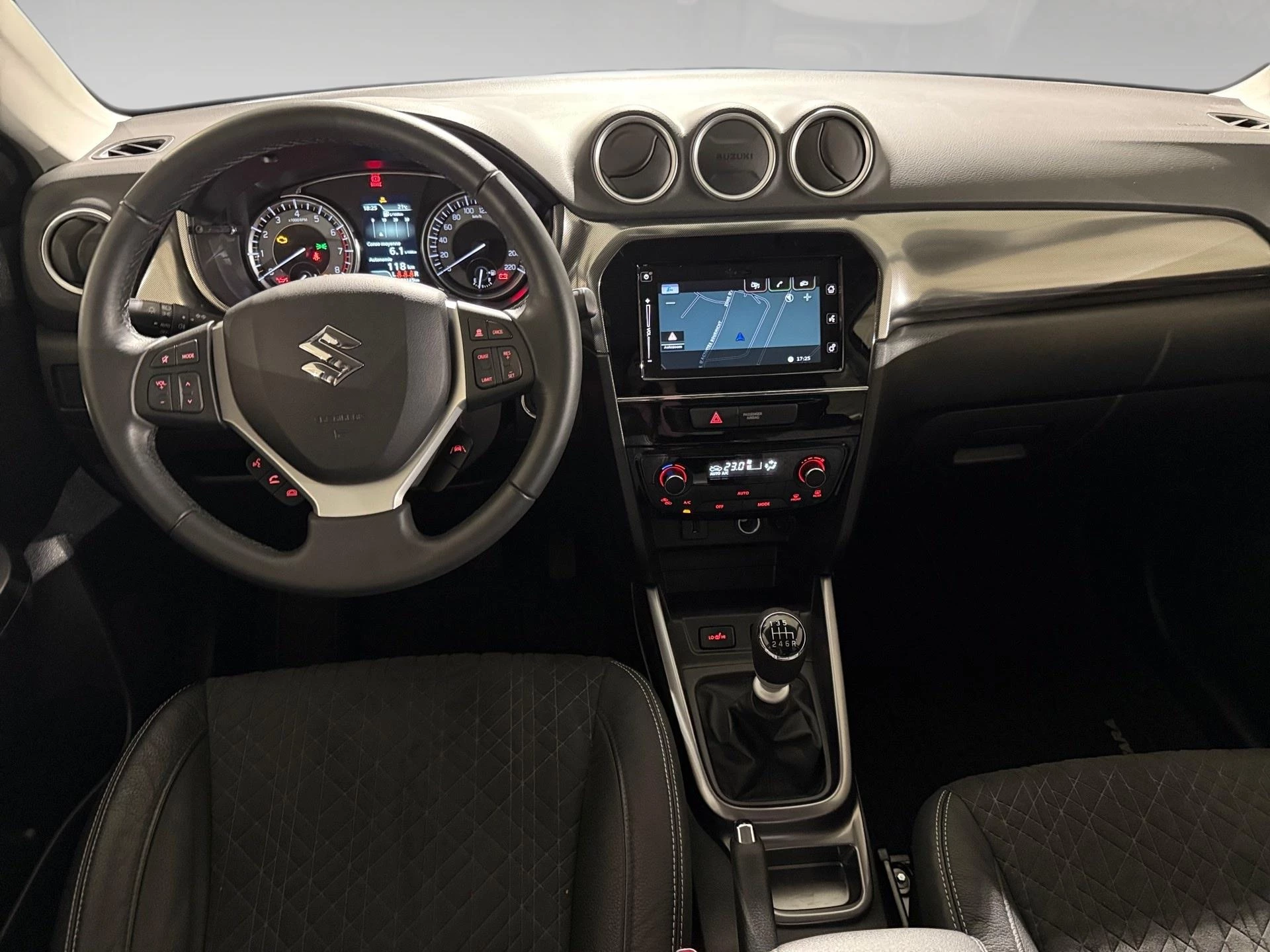 Suzuki-Grand Vitara-image-4