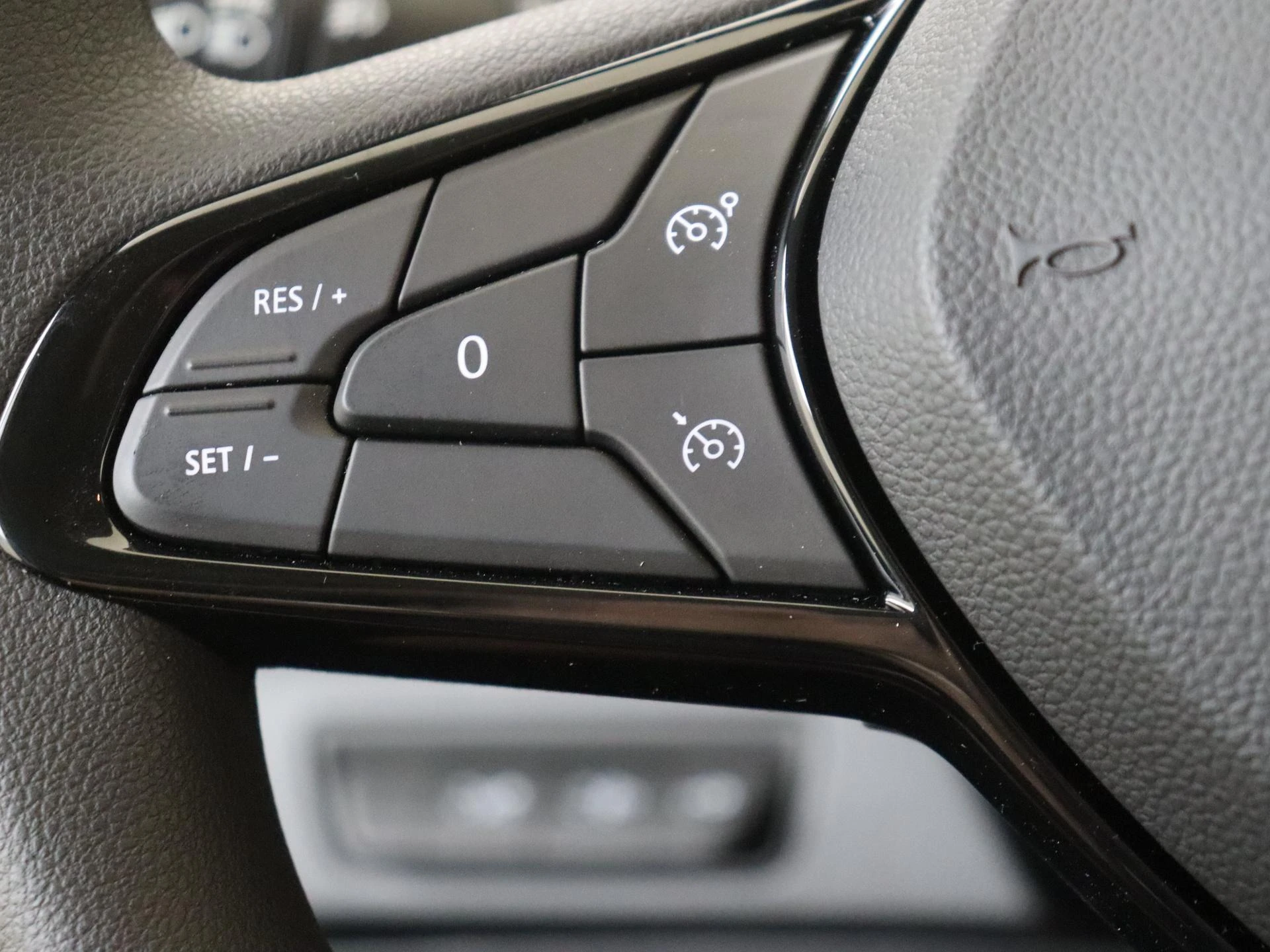 Renault-Trafic-image-11