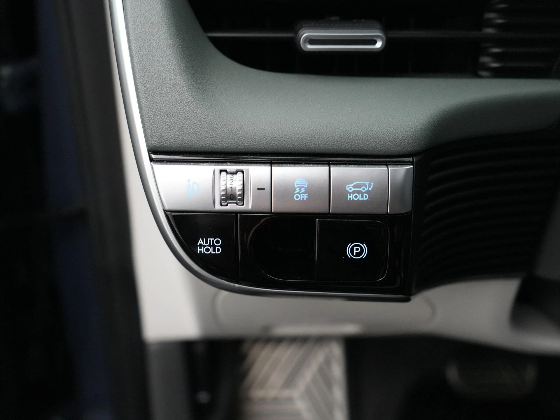 Hyundai-IONIQ 5-image-16