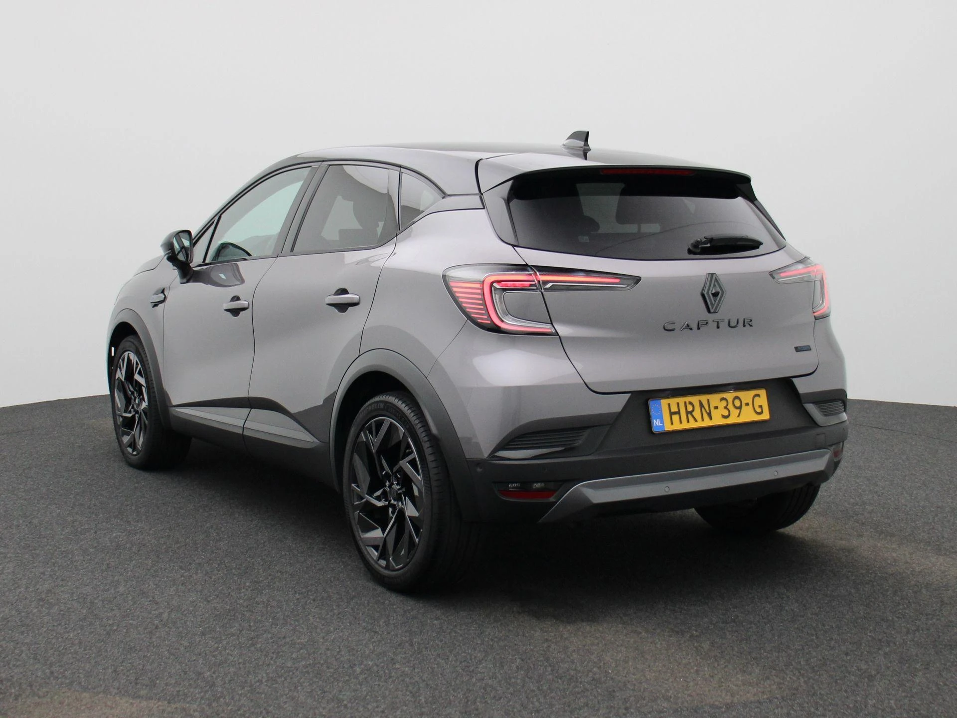 Renault-Captur-image-1