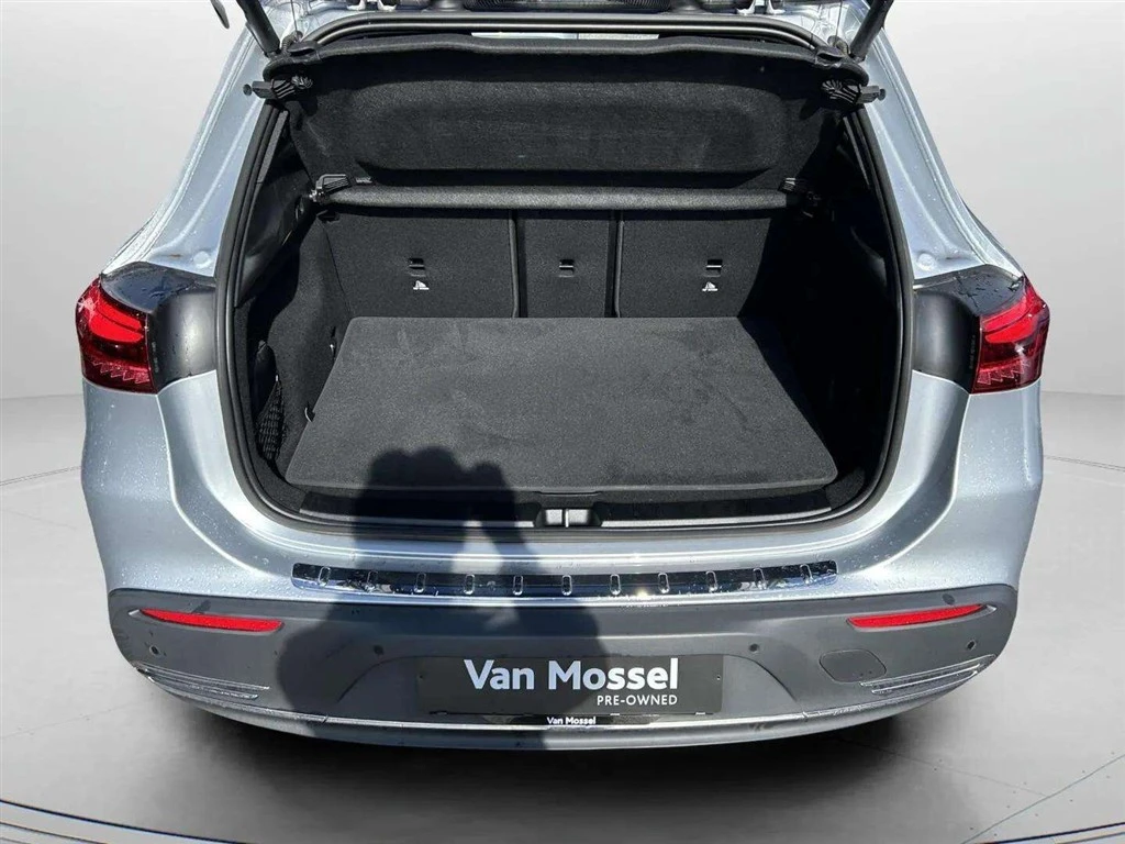 Mercedes-Benz-EQA-image-23