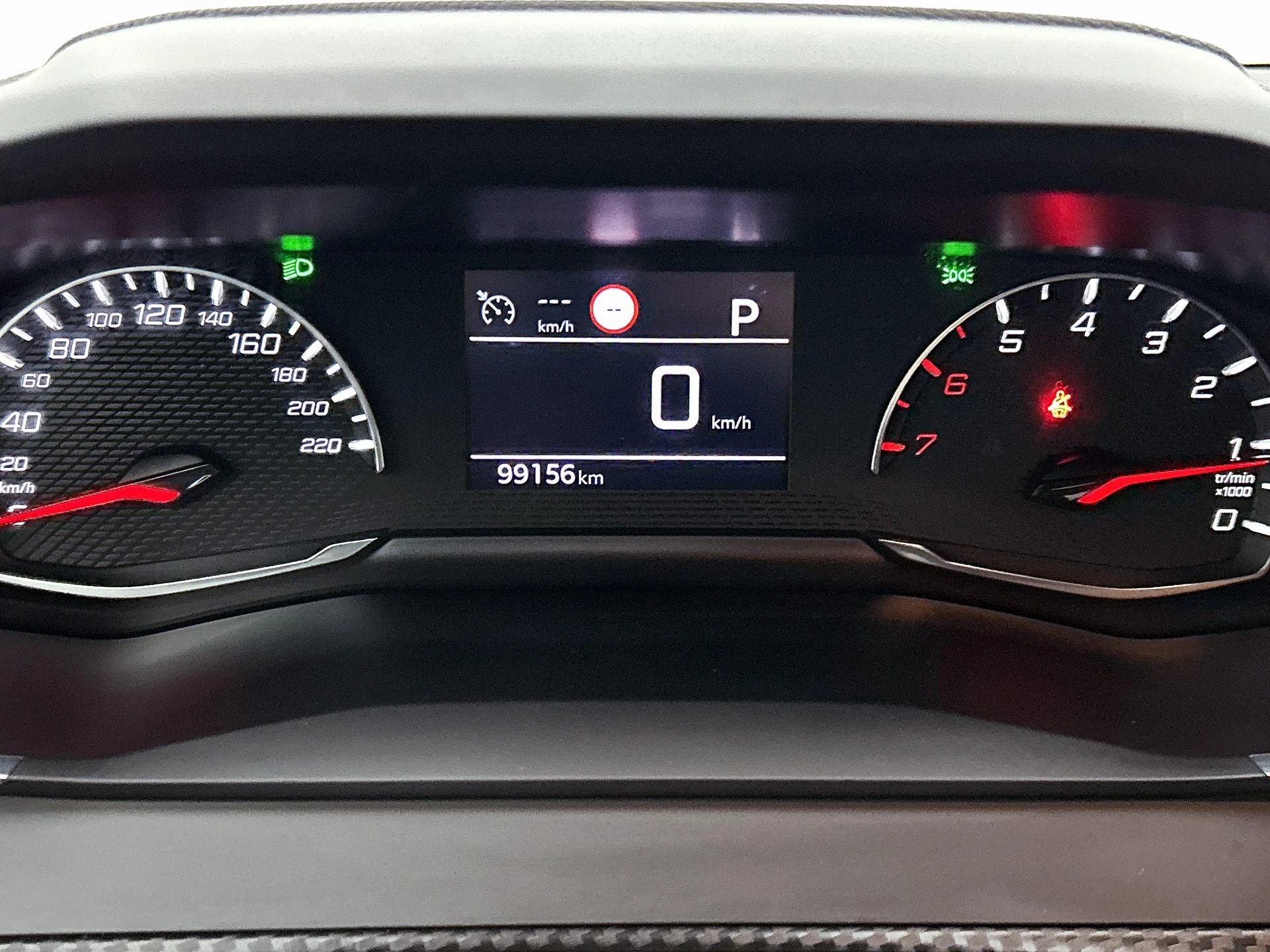 Peugeot-208-image-7