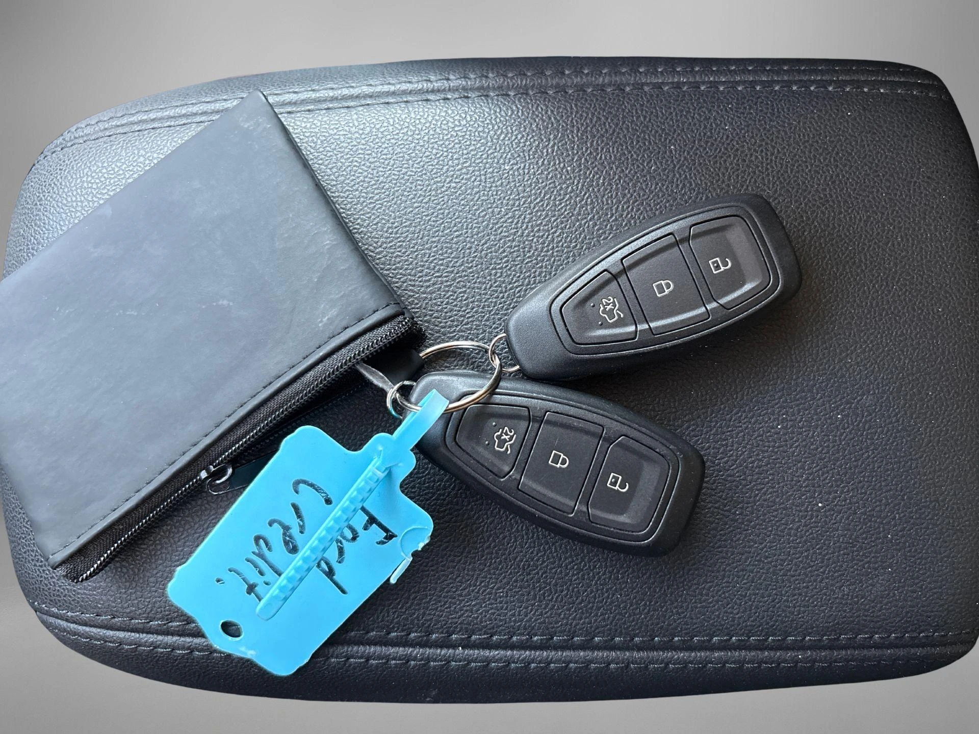 Ford-Kuga-image-24