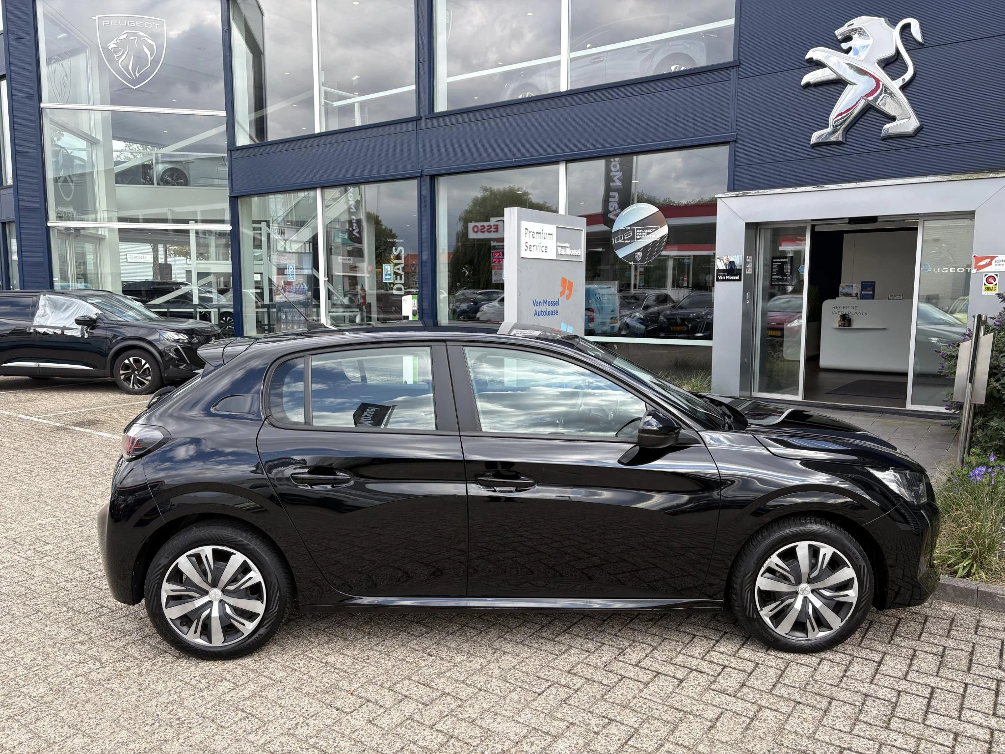 Peugeot-208-image-7