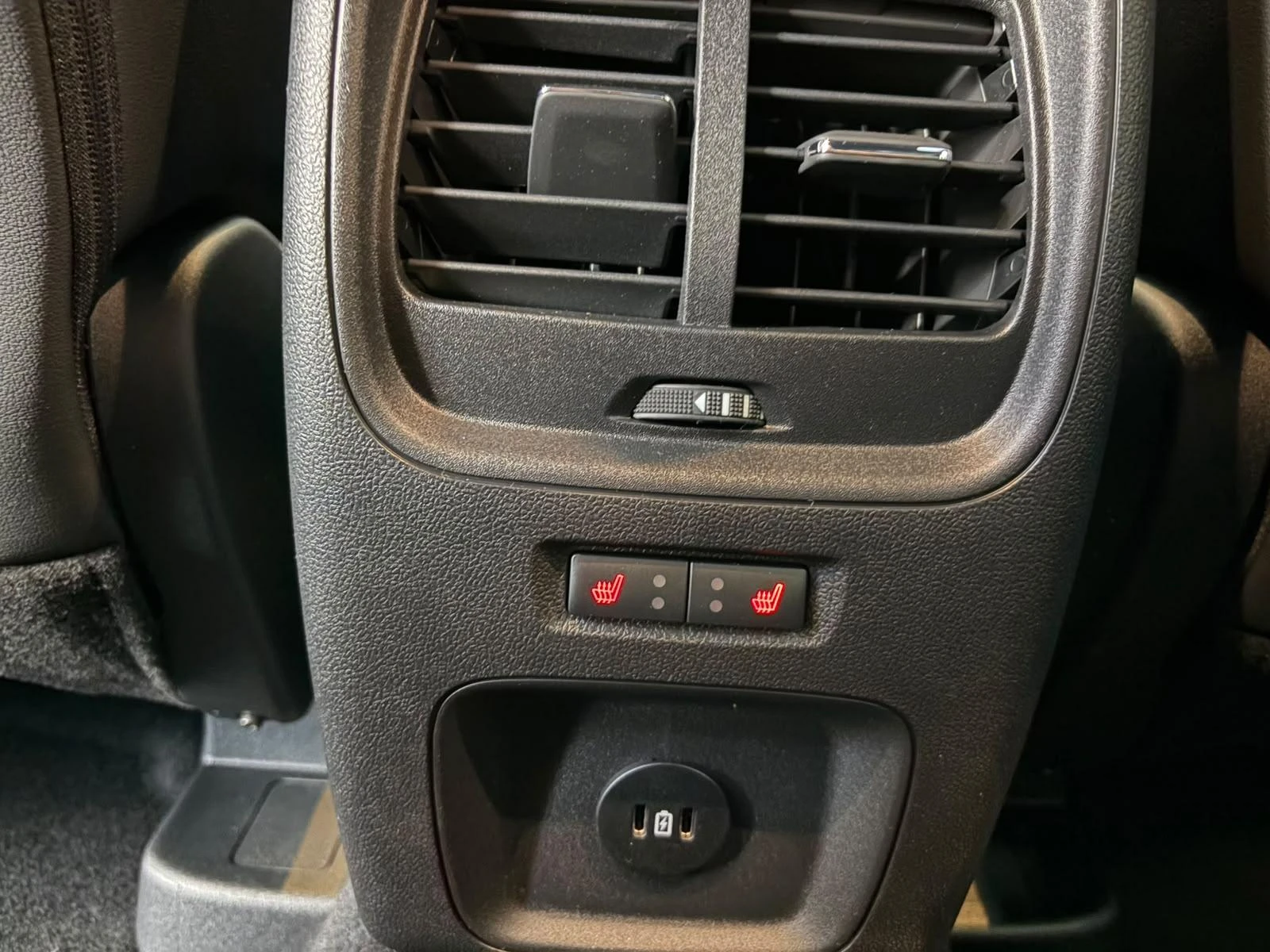 Ford-Kuga-image-25