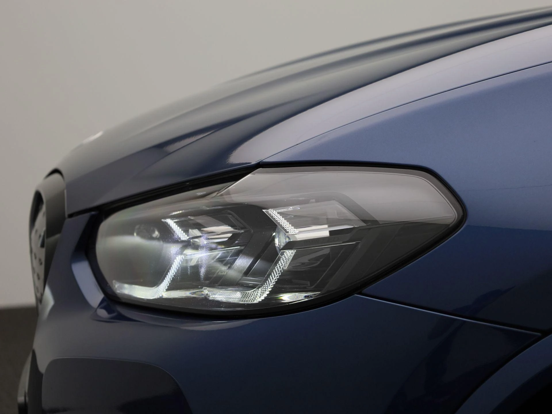 BMW-iX3-image-16