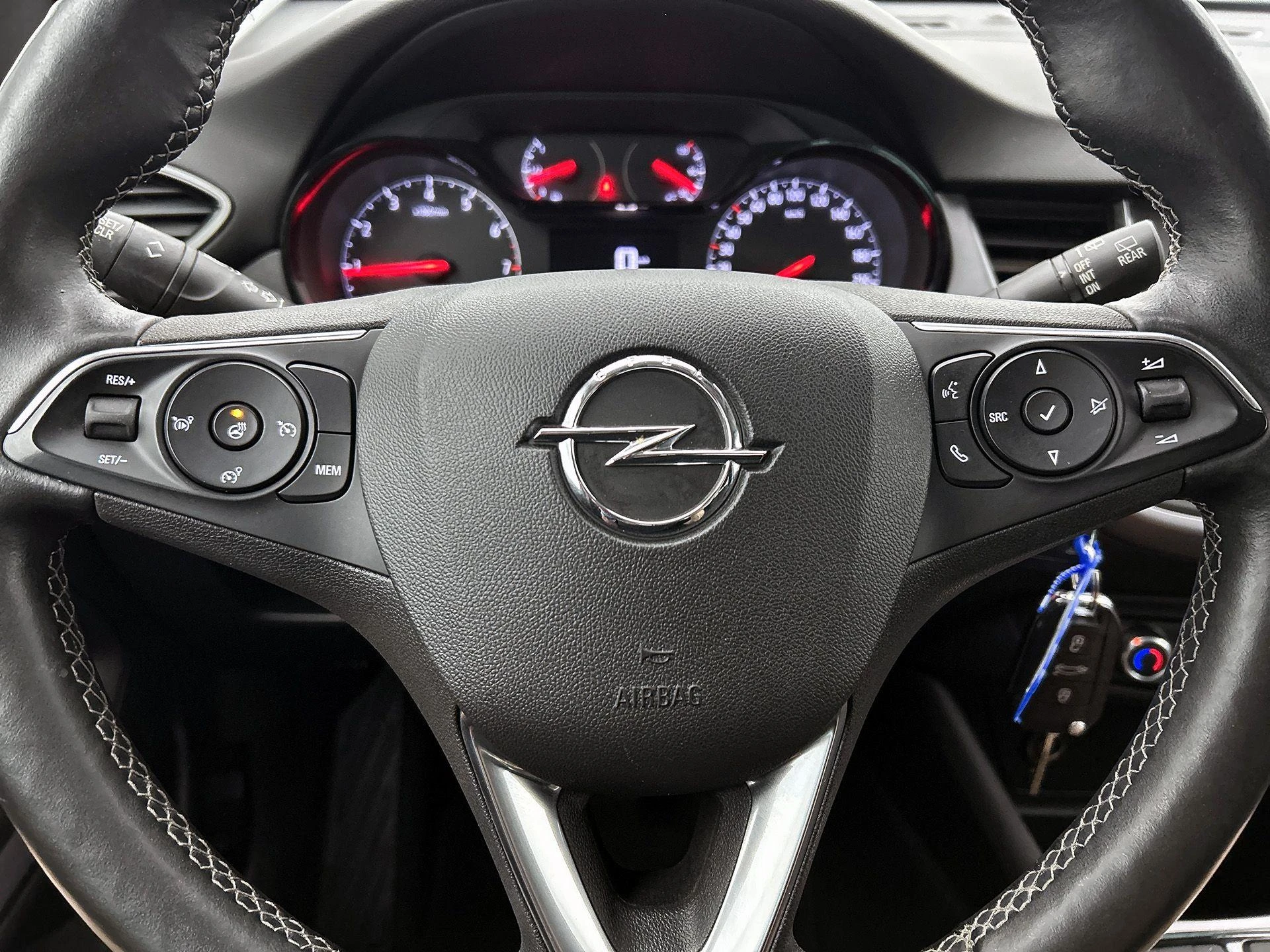 Opel-Crossland X-image-22