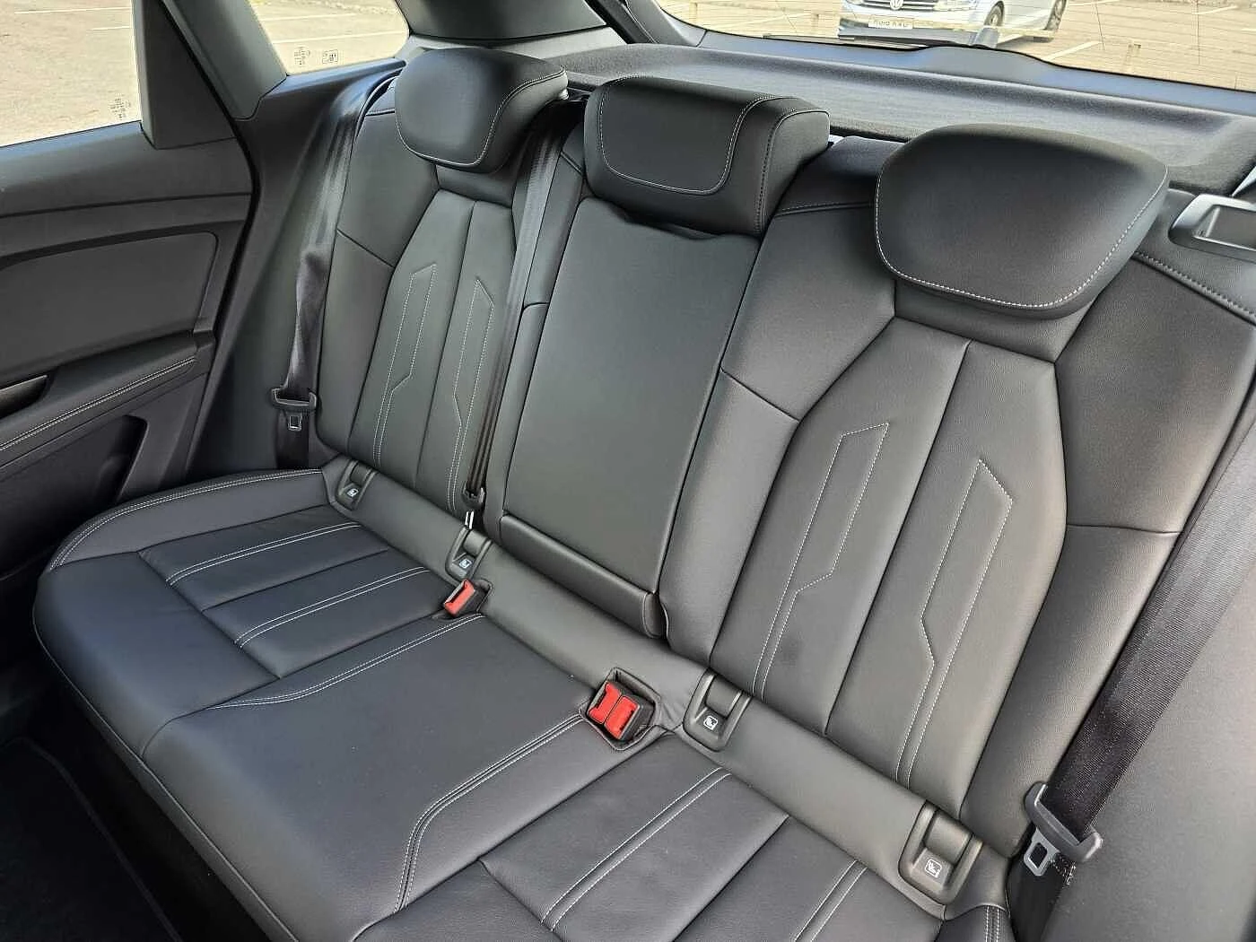 Audi-Q4 e-tron-image-45