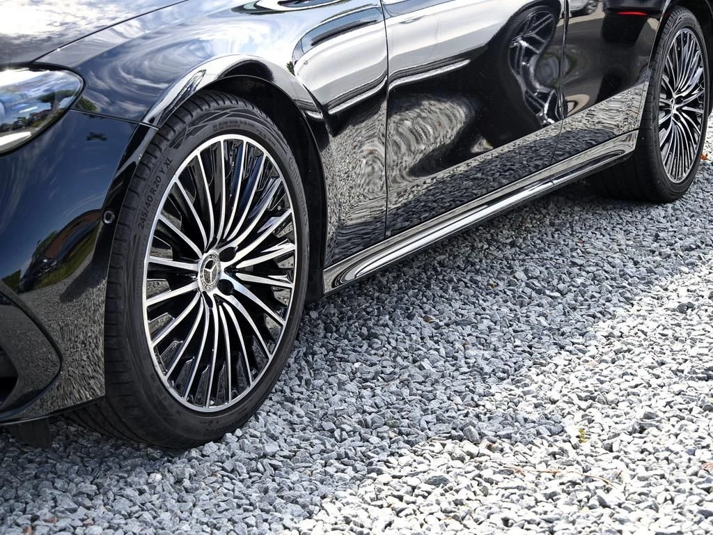 Mercedes-Benz-E-Klasse 220-image-6