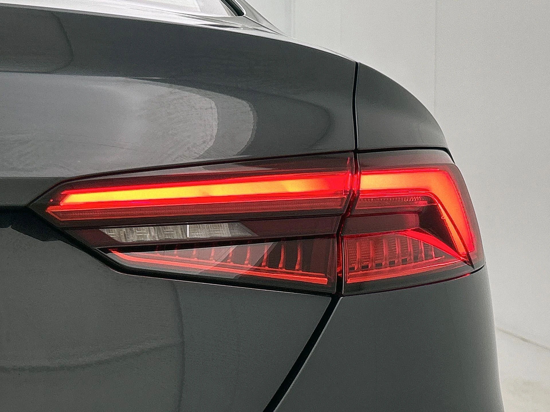 Audi A5 Coupé 2.0 TFSI ultra Launch Edition