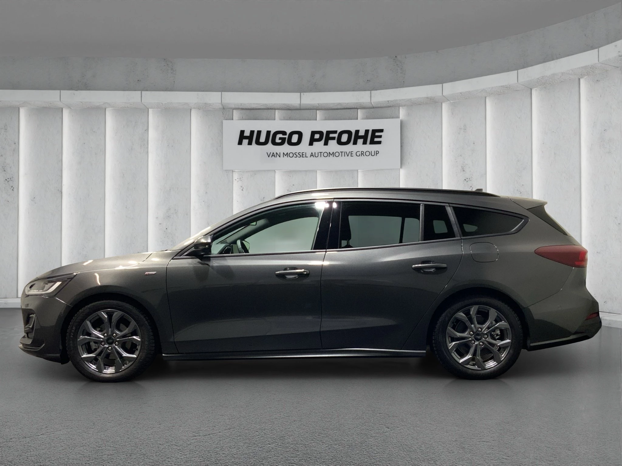 Ford Focus ST-Line X Turnier|HUD|AHK|RFK|ACC|NAVI