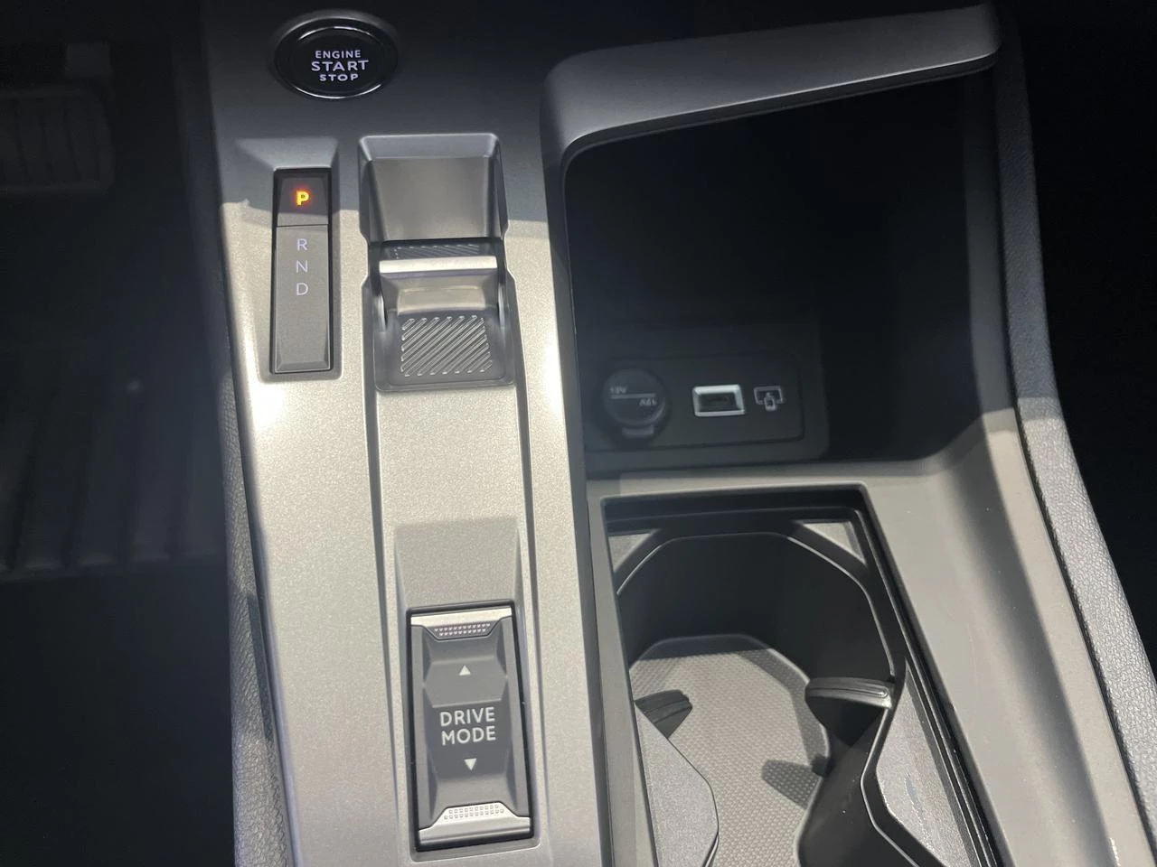 Peugeot-408-image-14