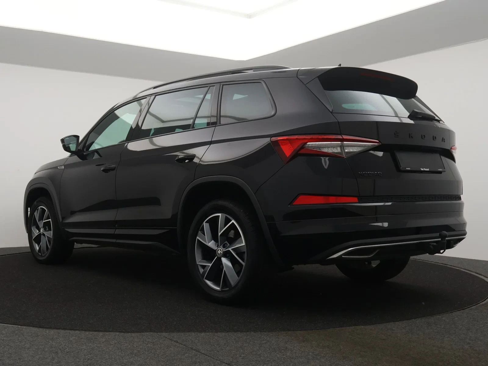 Škoda Kodiaq Kodiaq Sportline 1.5TSI 150PK *AUTOMAAT*7 ZITPLAATSEN*PANODAK*TREKHAAK*LEDER*ALCANTARA*SPORTZETELS*C