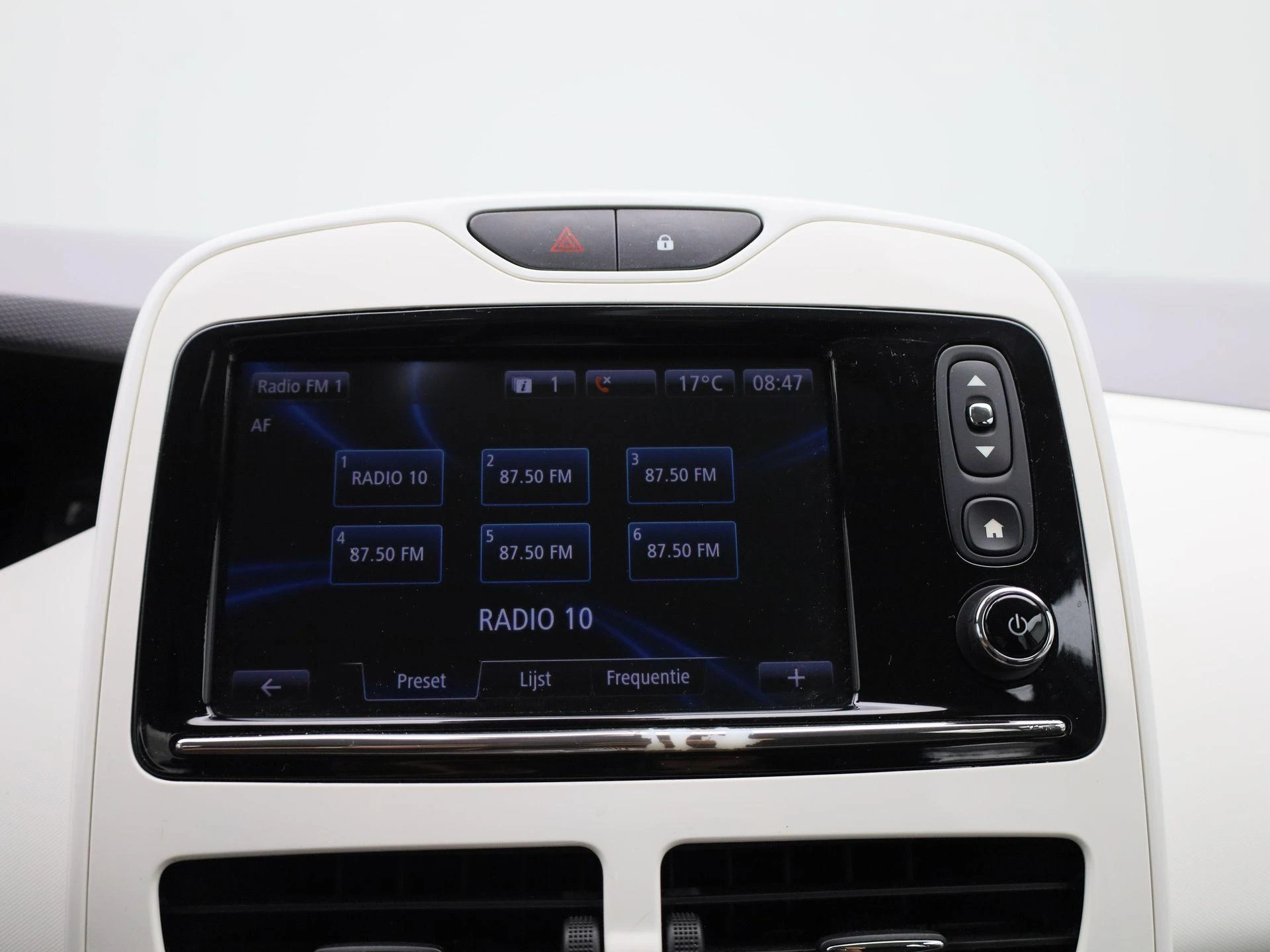 Renault-ZOE-image-21