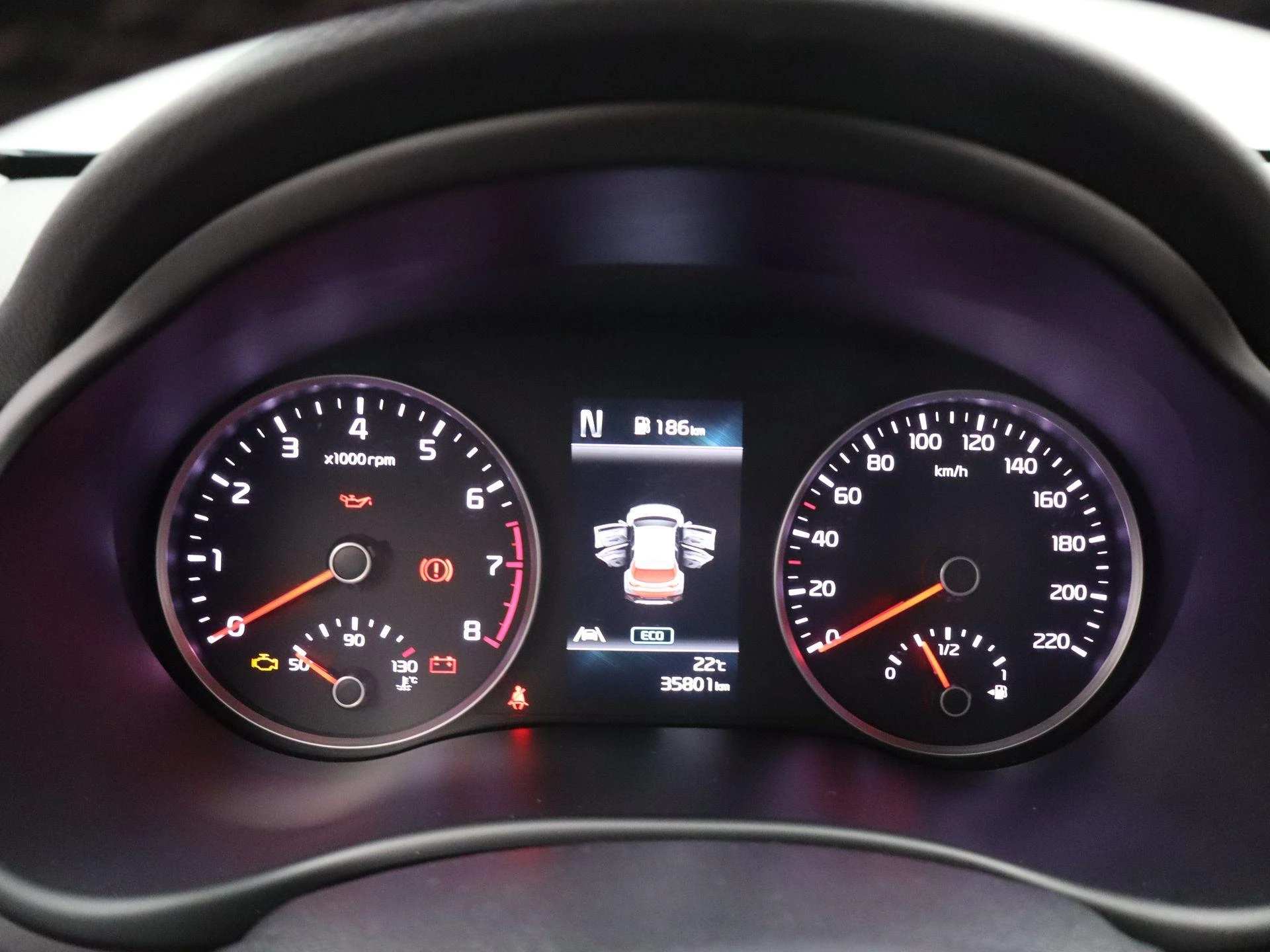 Kia-Stonic-image-7