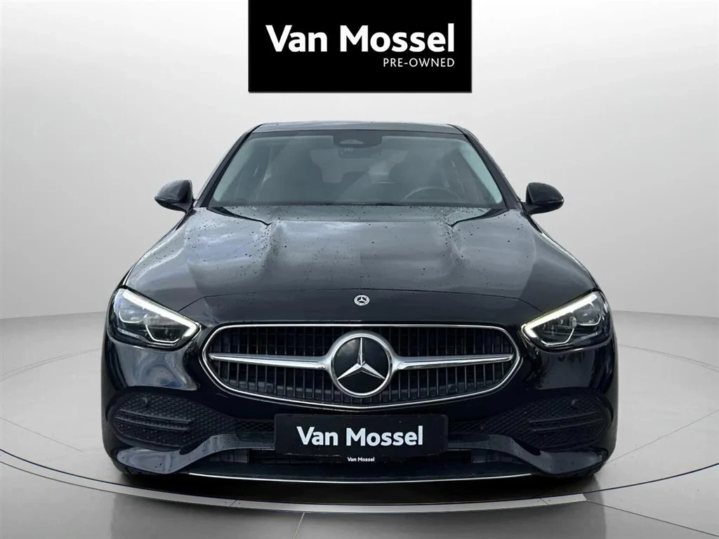 Mercedes-Benz-C-Klasse-image-1