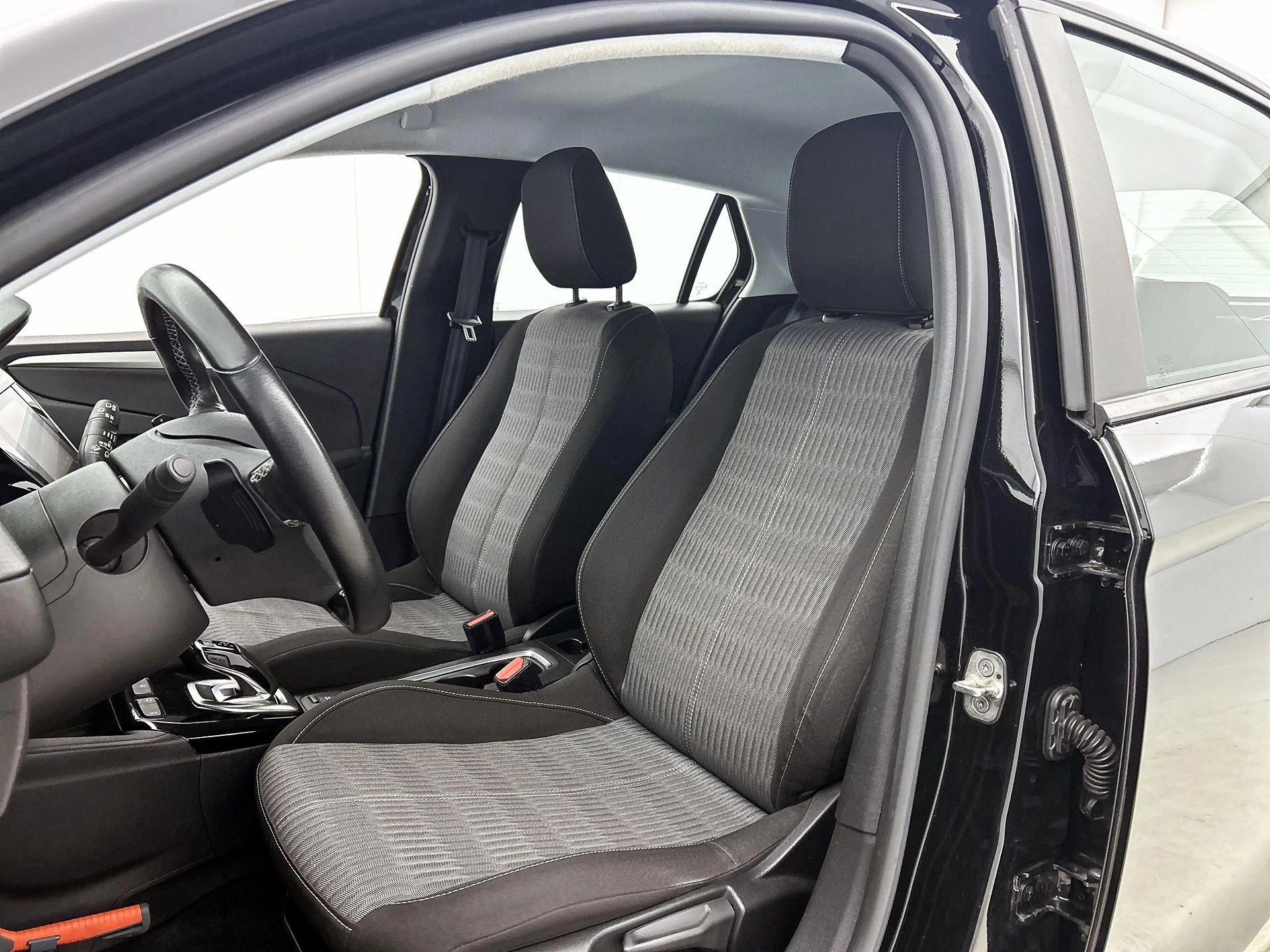 Opel-Corsa-image-31