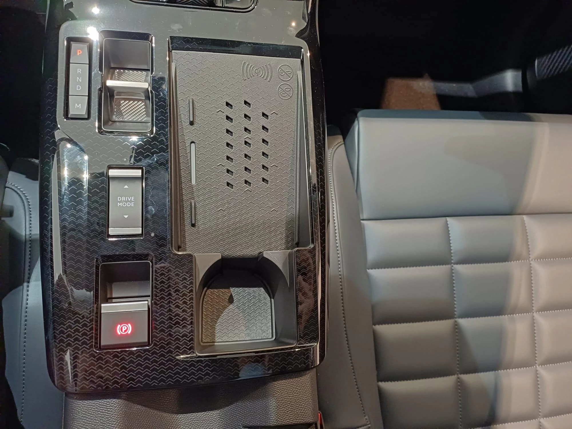 Citroën C5 Aircross Hybrid 145 ch/pk Automatic MAX+ pano dak